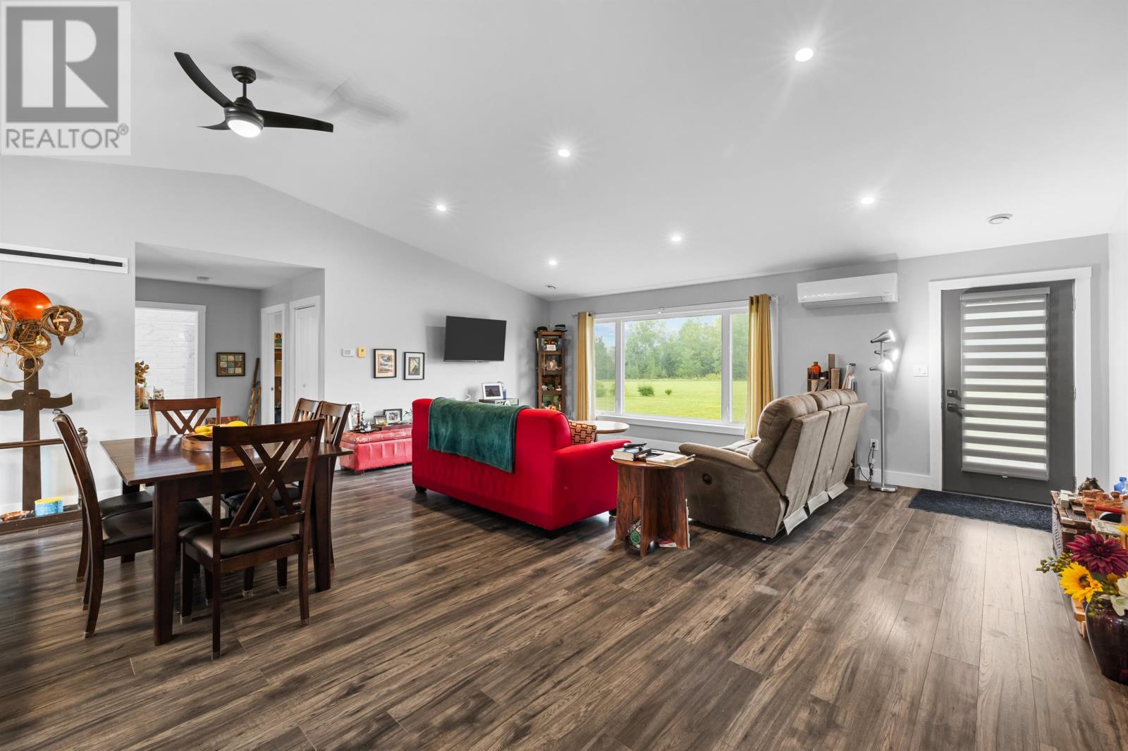 594 Lower Montague Road Property Photo 16