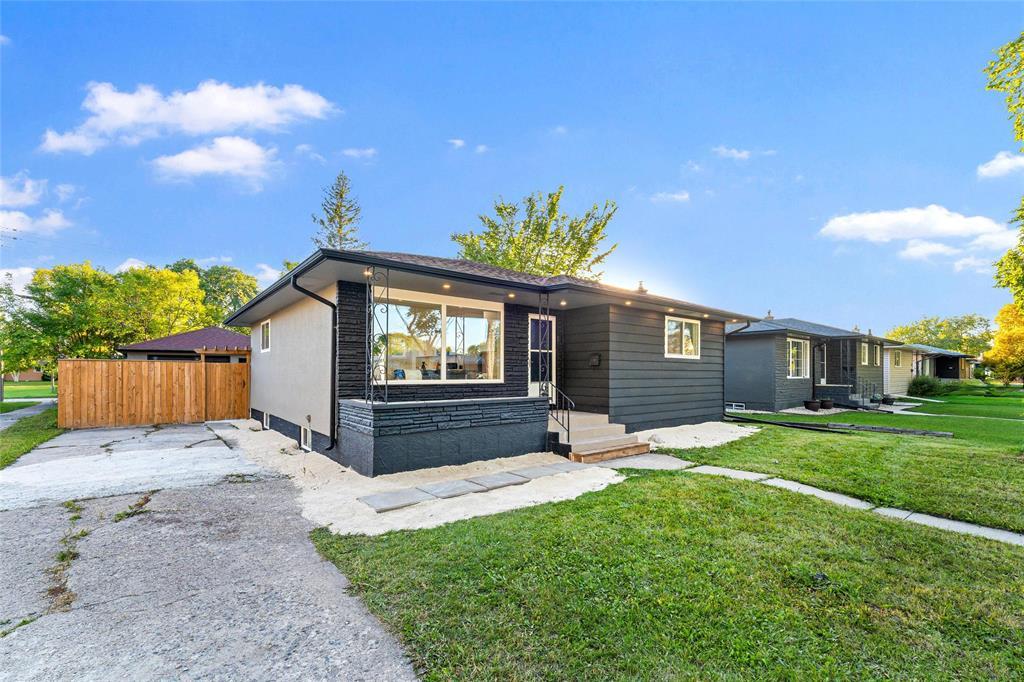 22 Pearce Avenue Property Photo 1