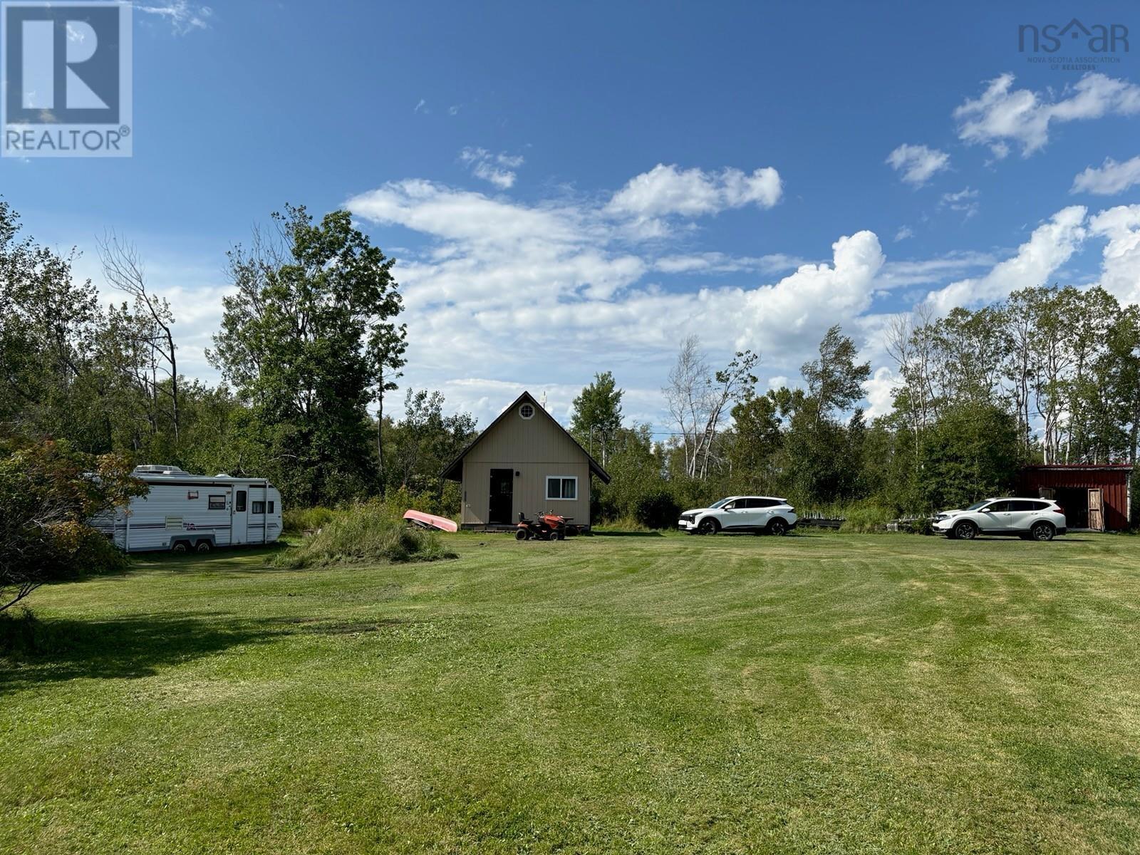 87 Purdy Loop Property Photo 1