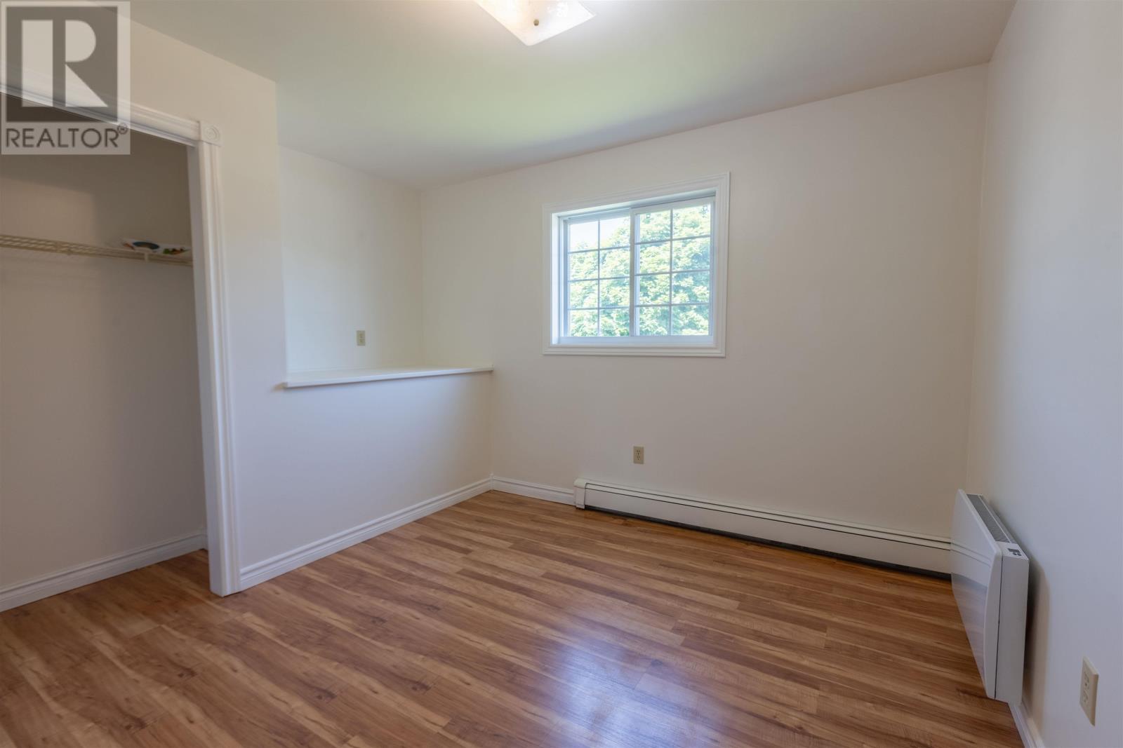 124 Westridge Crescent Property Photo 18