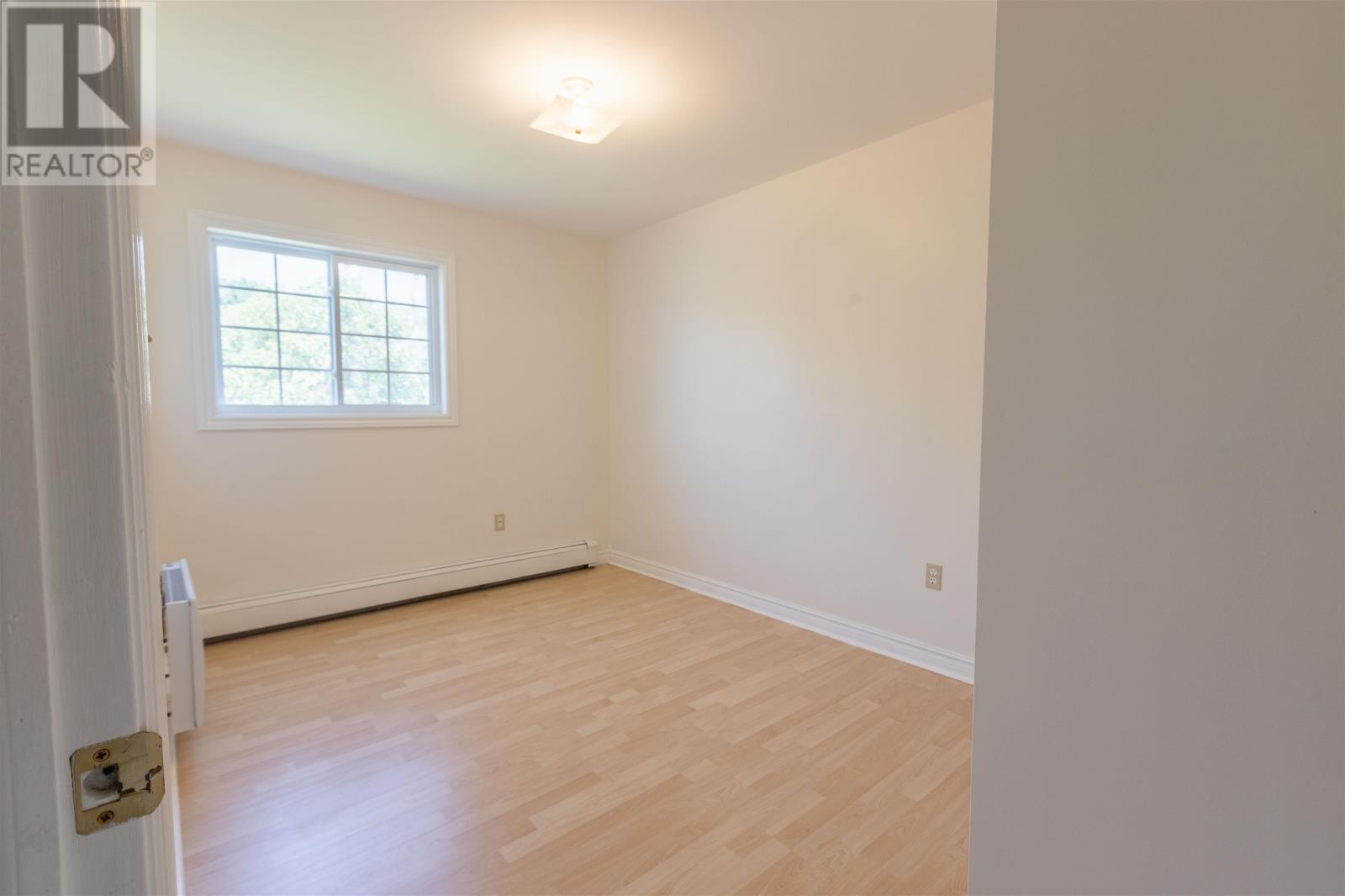 124 Westridge Crescent Property Photo 30