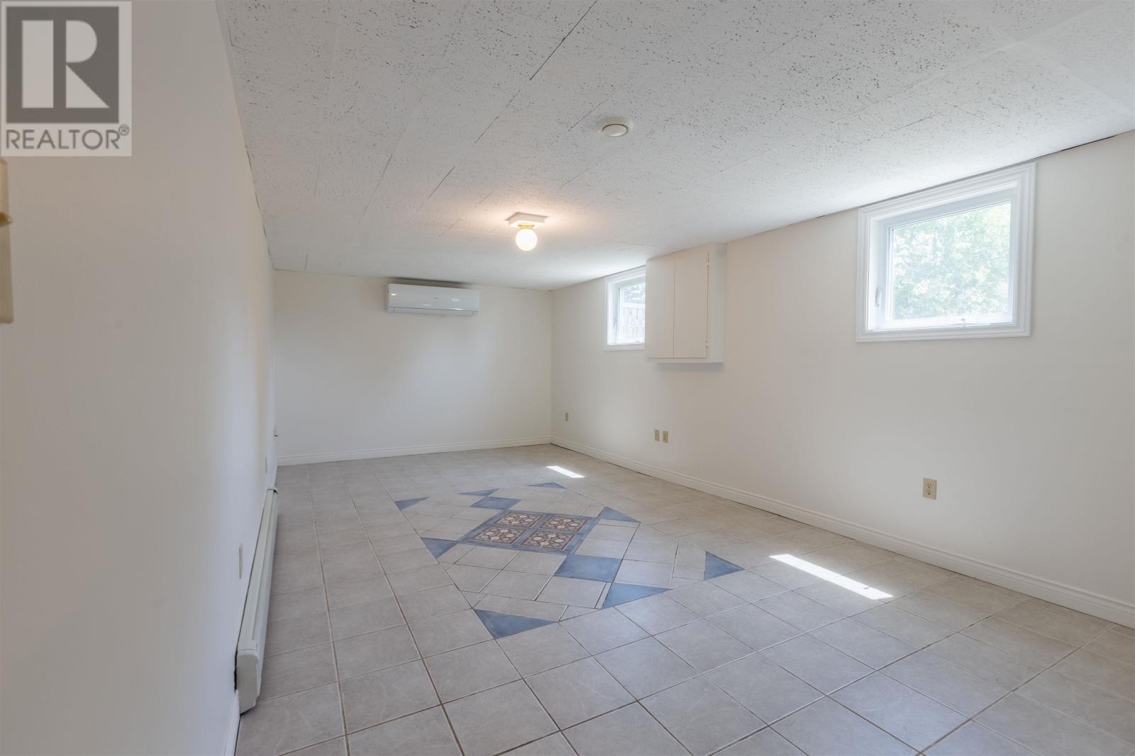 124 Westridge Crescent Property Photo 40