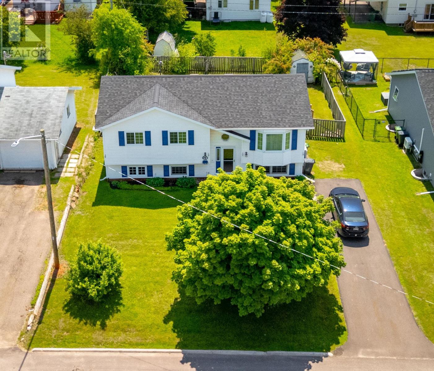 124 Westridge Crescent Property Photo 49