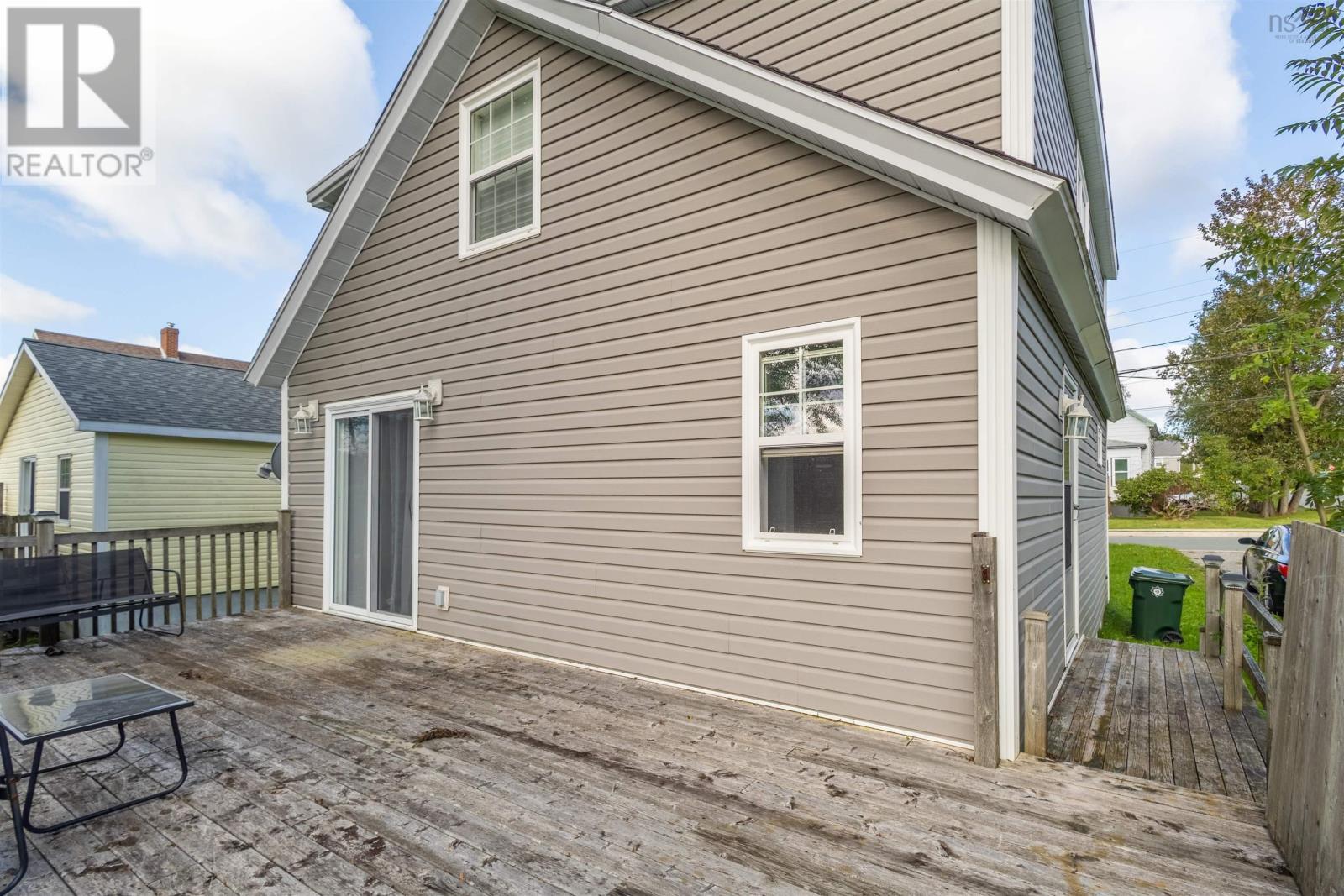 412 Atlantic Street Property Photo 7