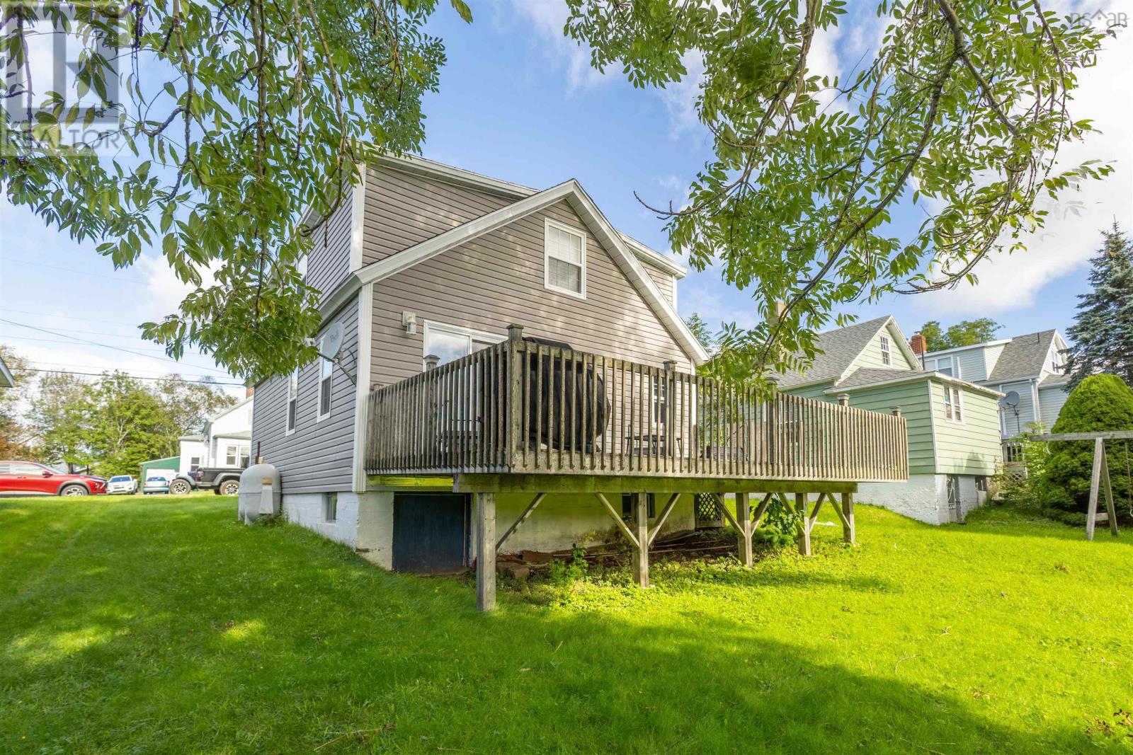 412 Atlantic Street Property Photo 13