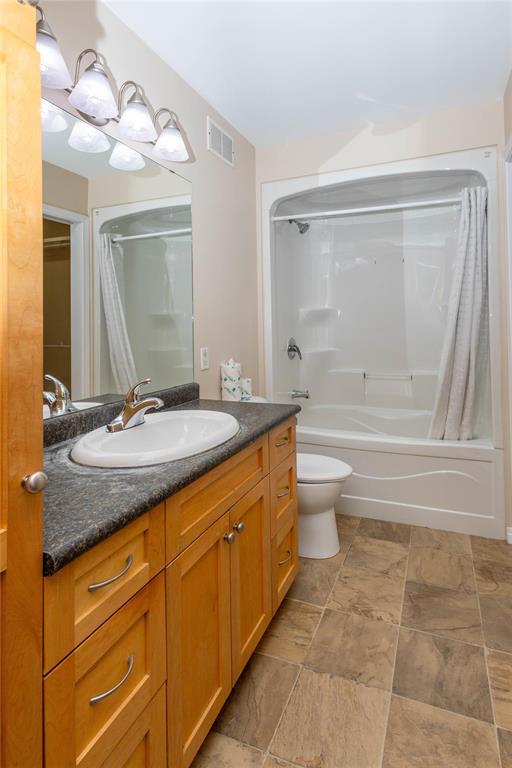 12 Coulter Way Property Photo 9