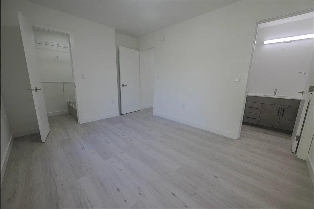 120 Bristol Avenue Property Photo 16