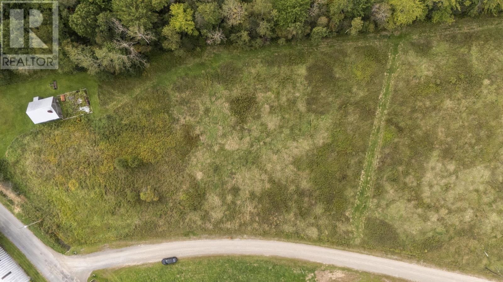 102&103 Festival Lane Property Photo 34
