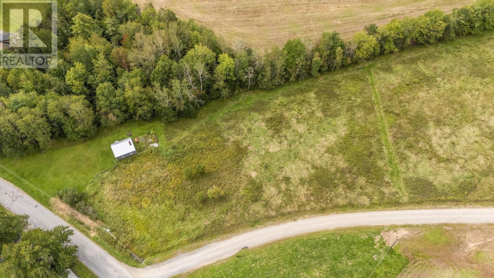102&103 Festival Lane Property Photo 39