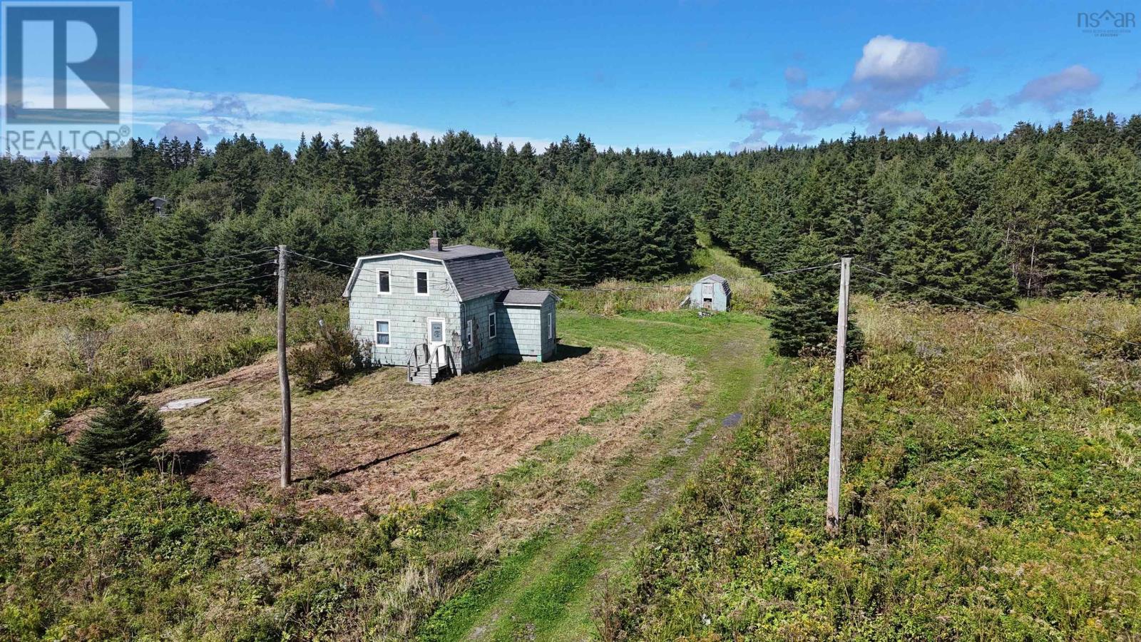19 Courtney Lane Property Photo 1