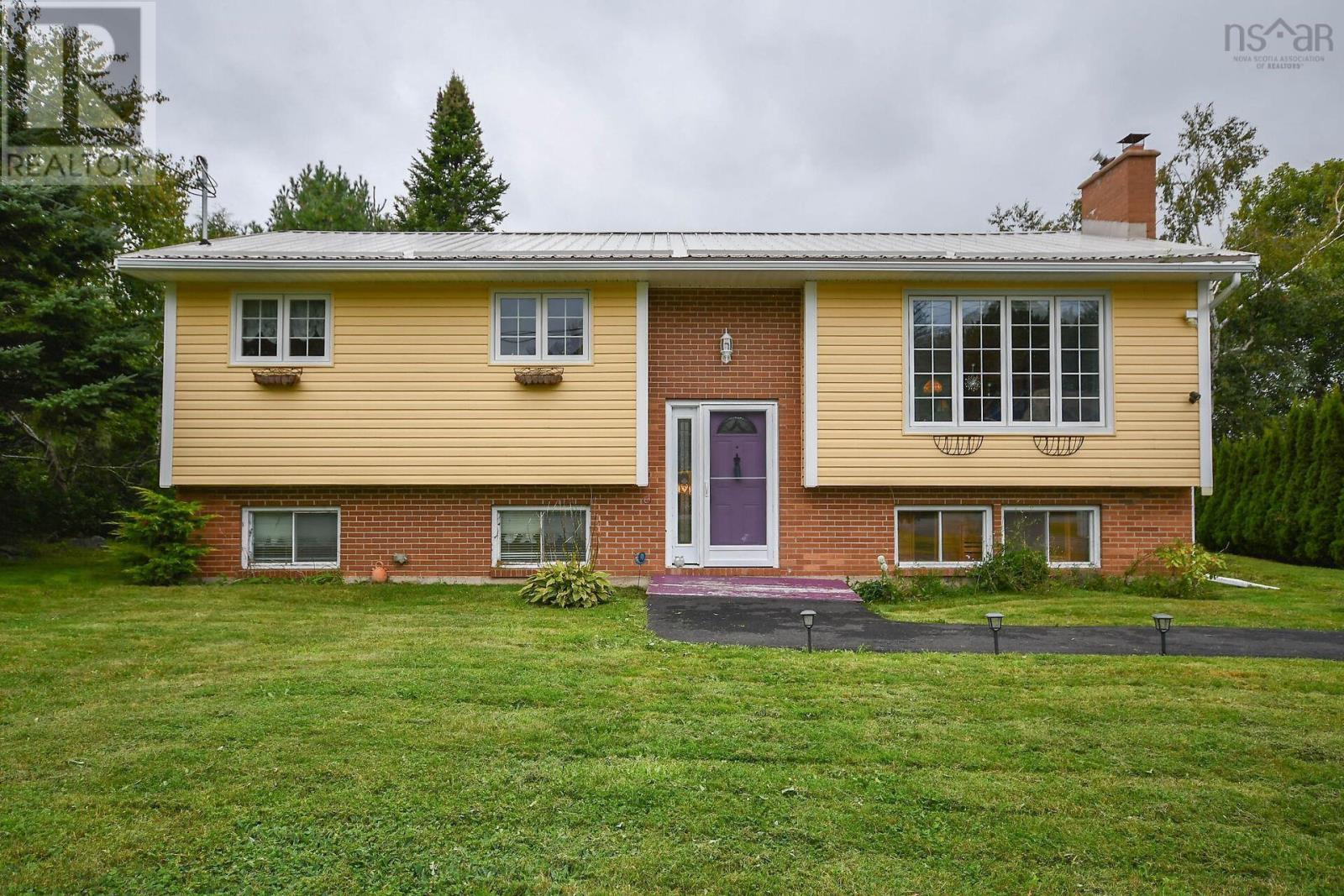 21 Sonia Drive Property Photo 6