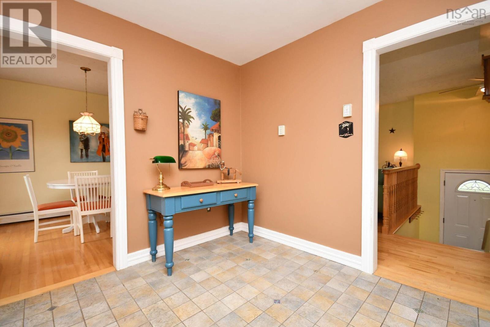 21 Sonia Drive Property Photo 12
