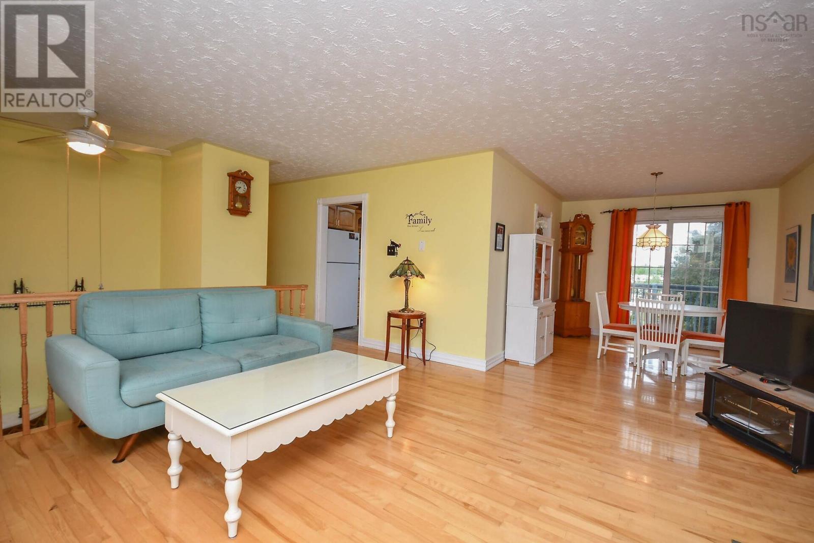 21 Sonia Drive Property Photo 15