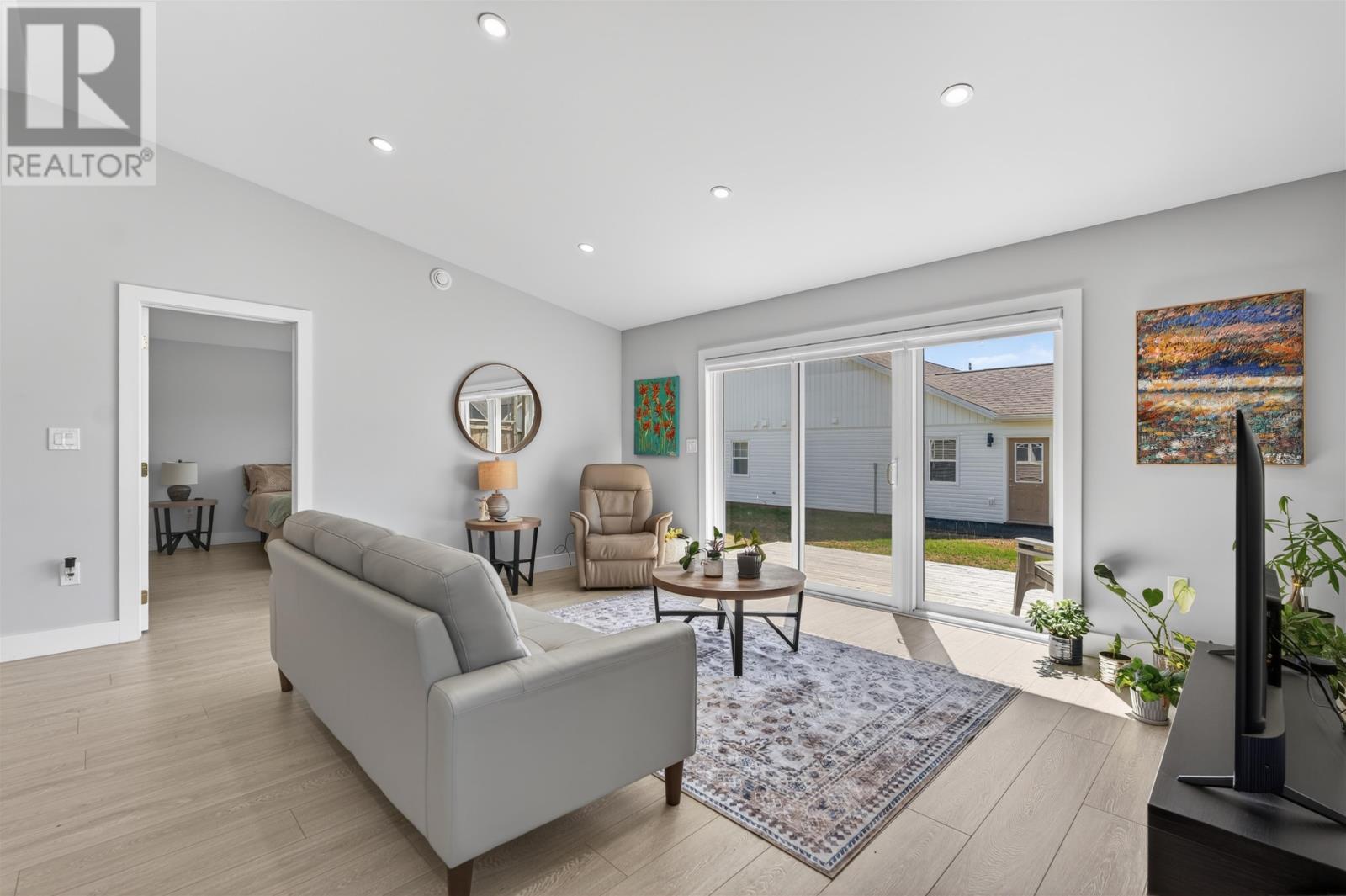 32 Ellis Avenue Property Photo 16