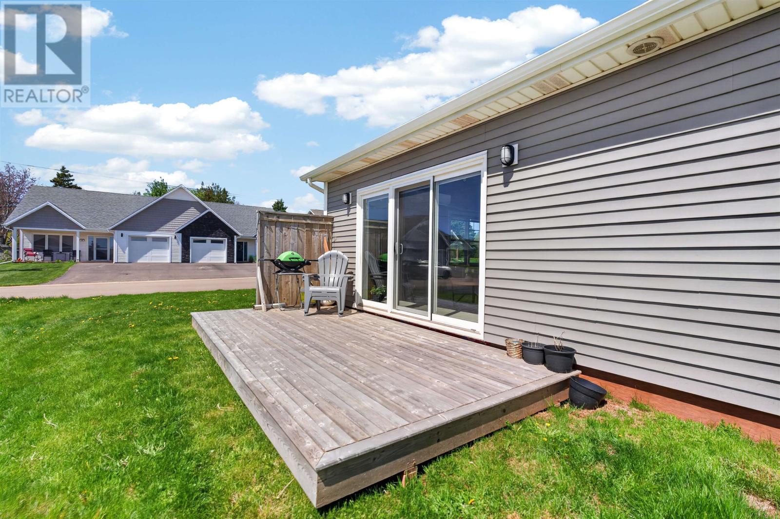 32 Ellis Avenue Property Photo 29