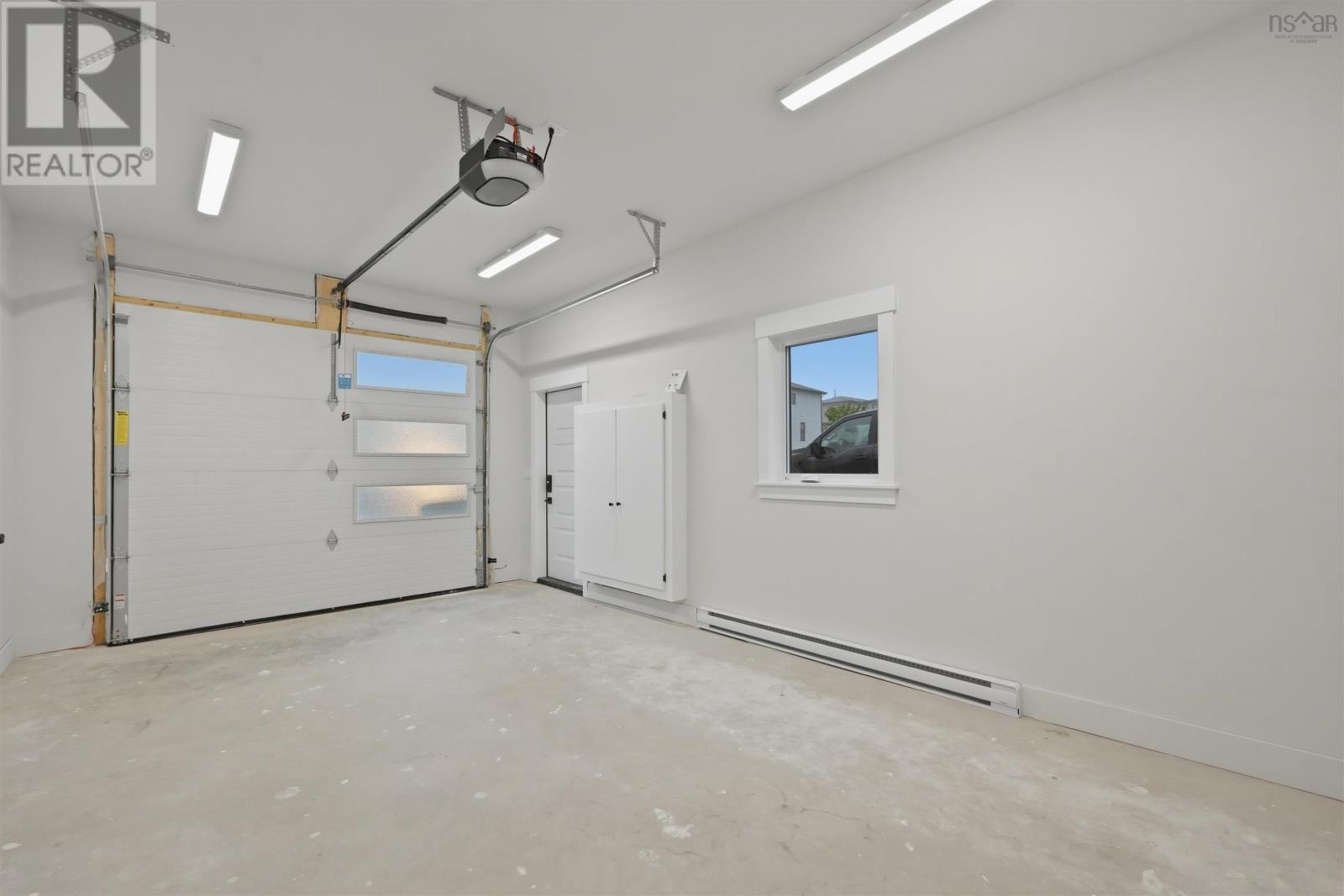 65 Grenoble Court Property Photo 32