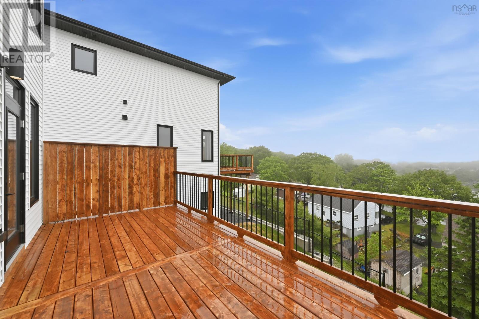 65 Grenoble Court Property Photo 34