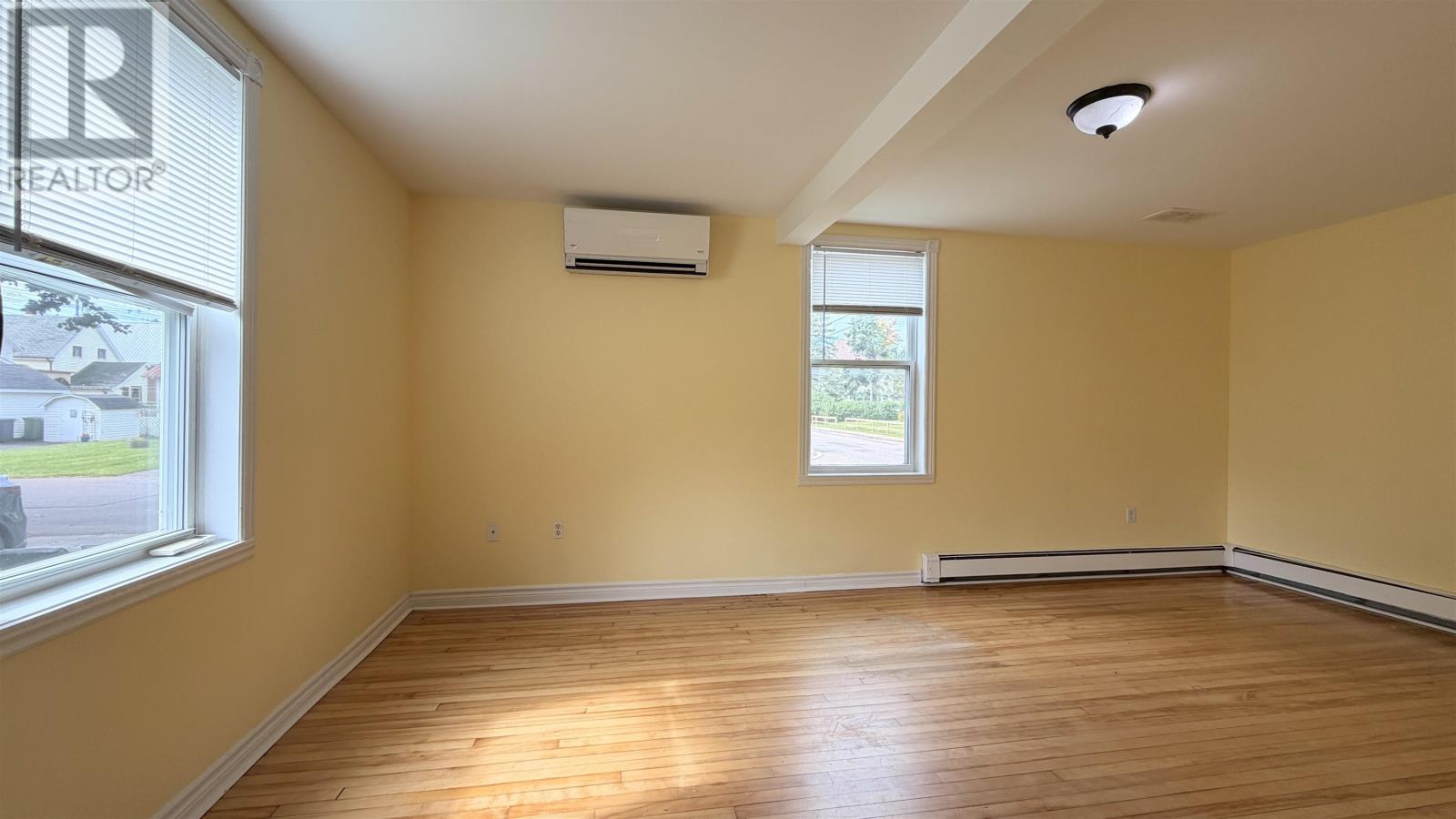 103 Russell Street Property Photo 5