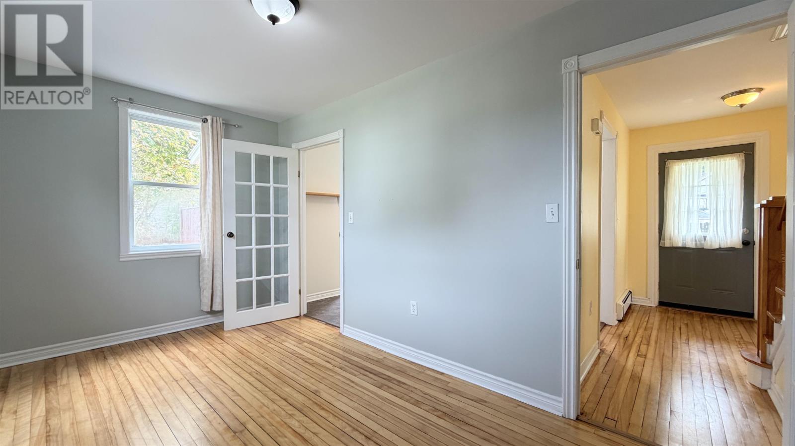 103 Russell Street Property Photo 8