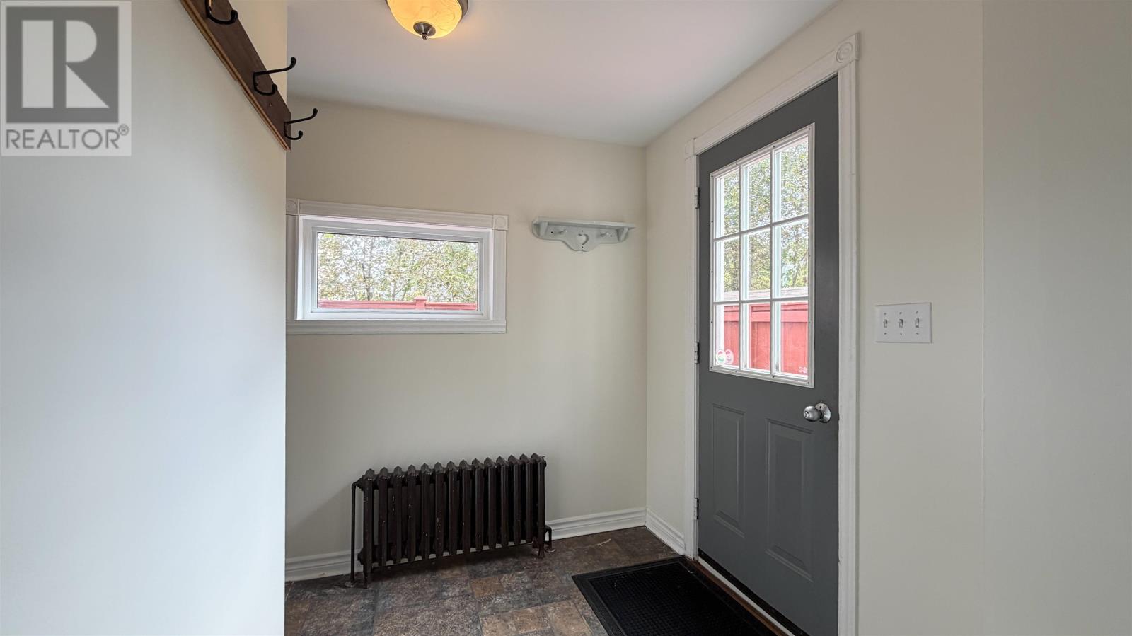 103 Russell Street Property Photo 14