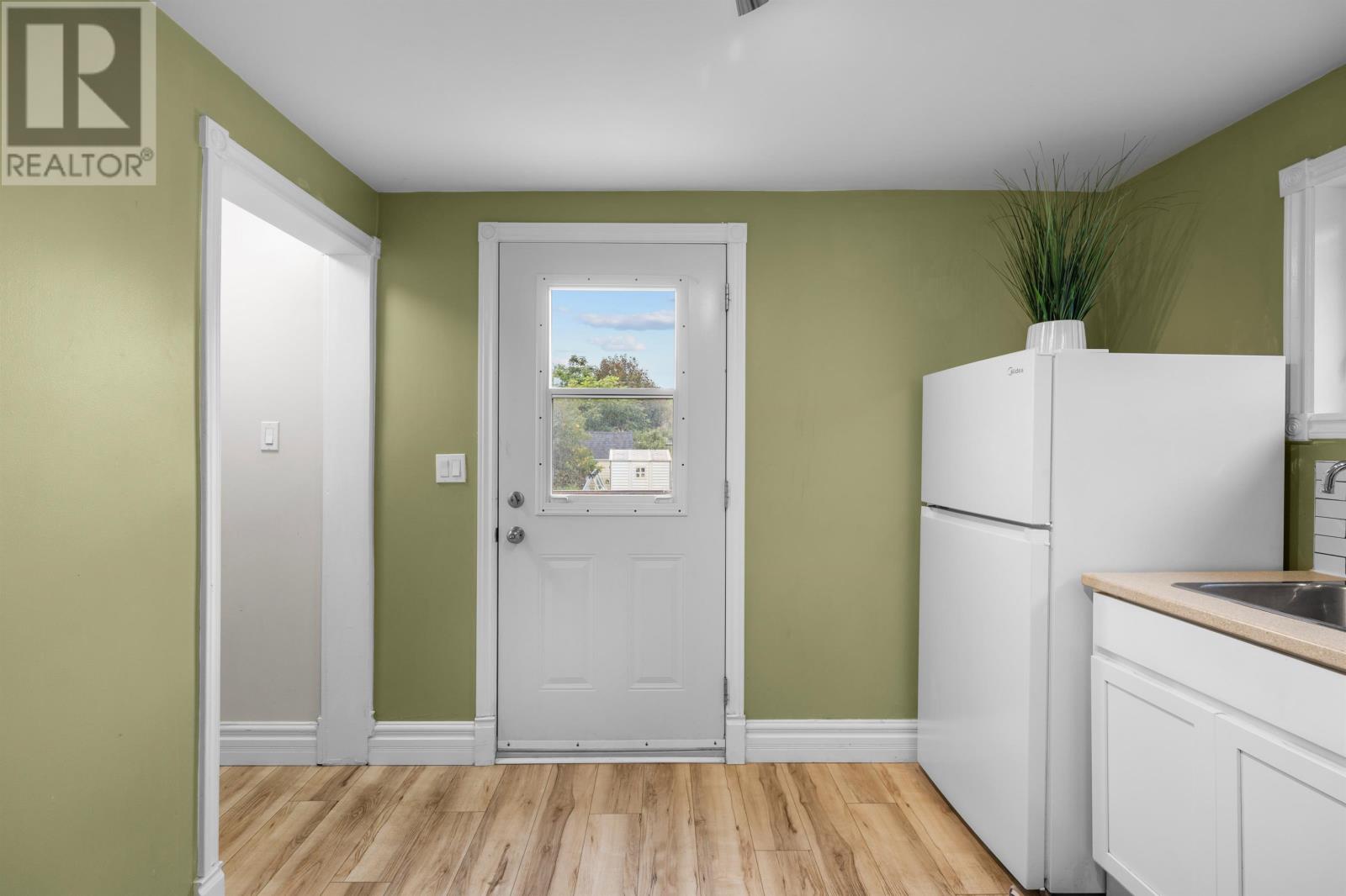 59-61 Spring Park Road Property Photo 14