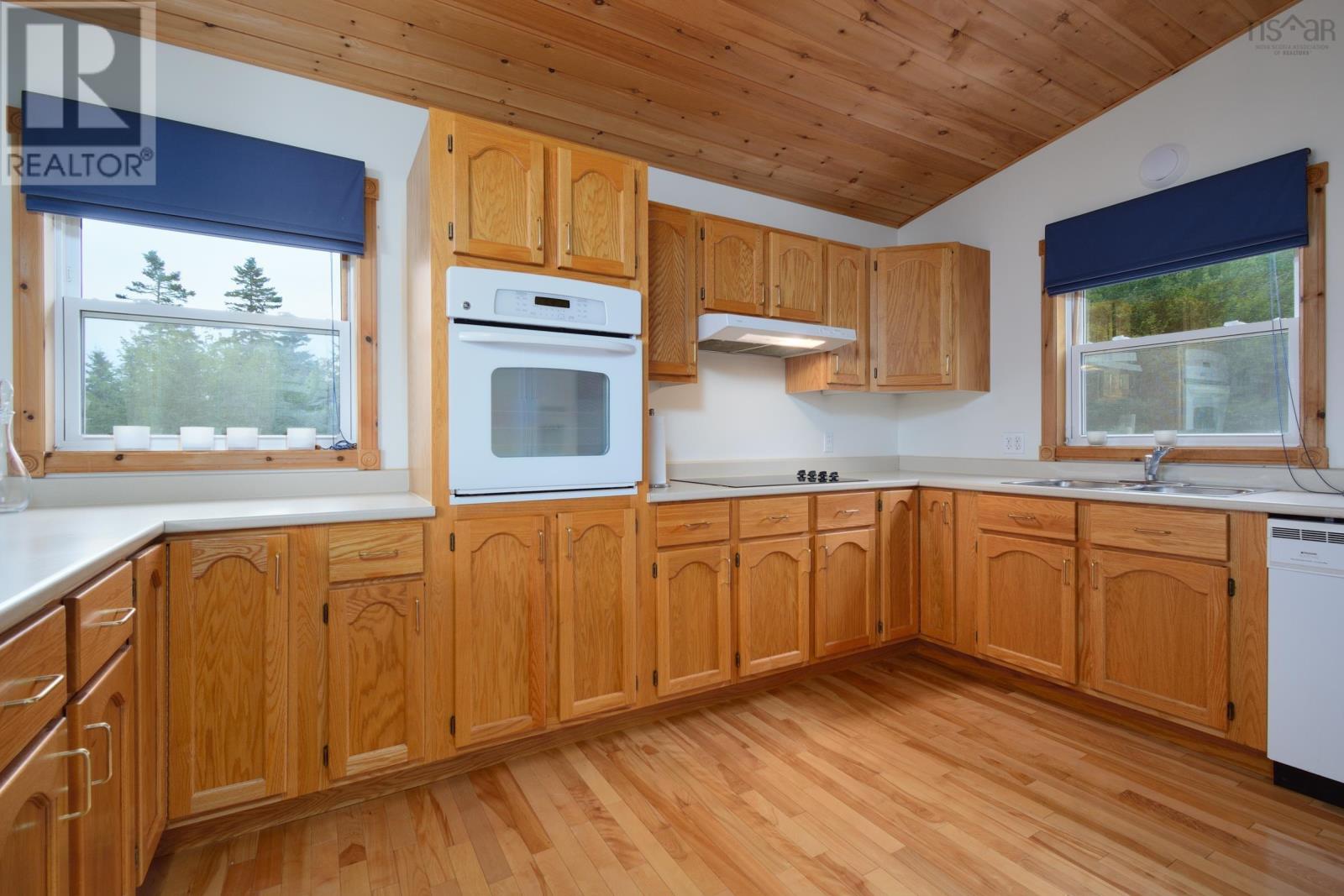 74 6101 Rd (leos Lane) Property Photo 14
