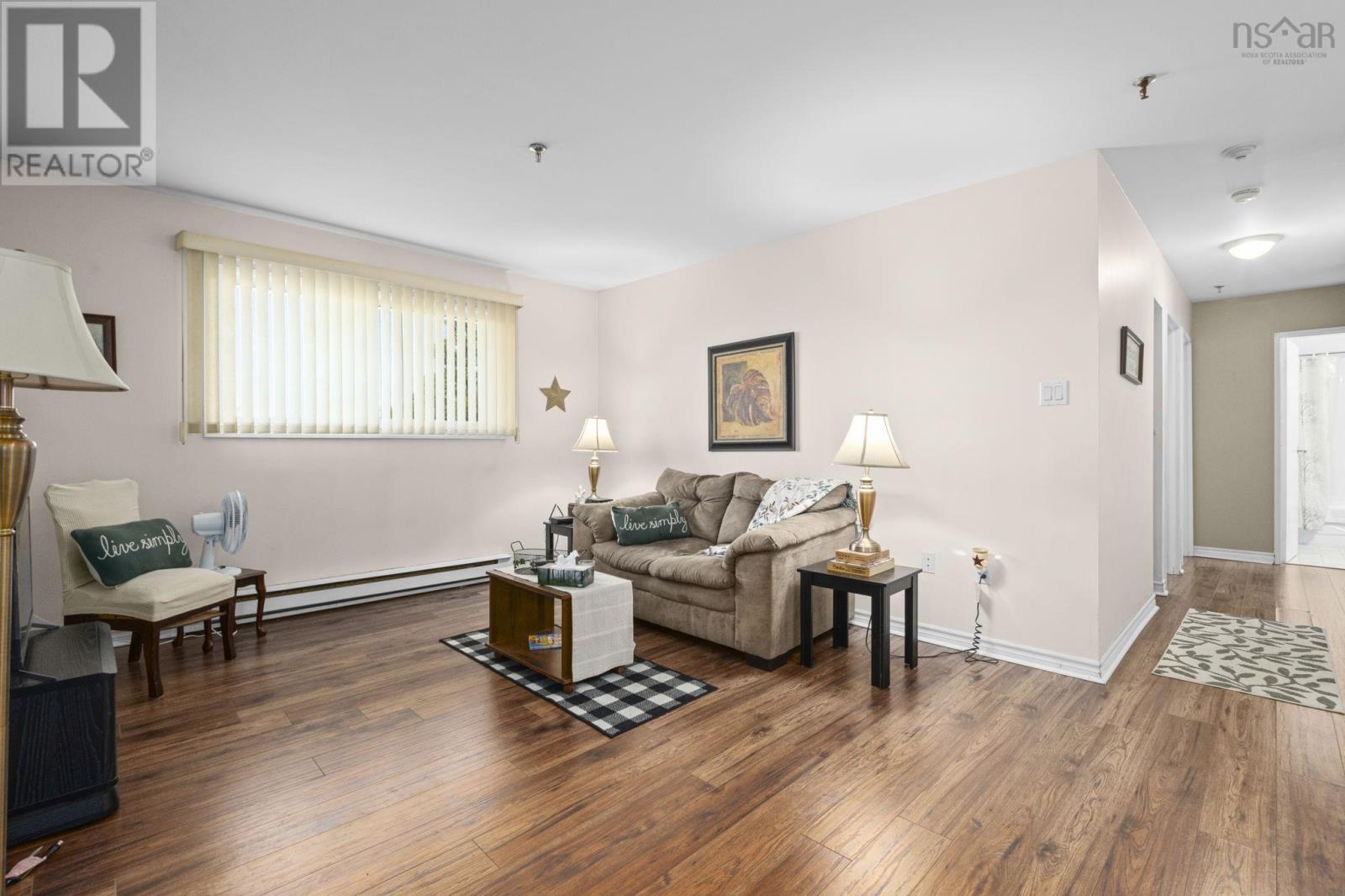 107 281 Windmill Property Photo 6