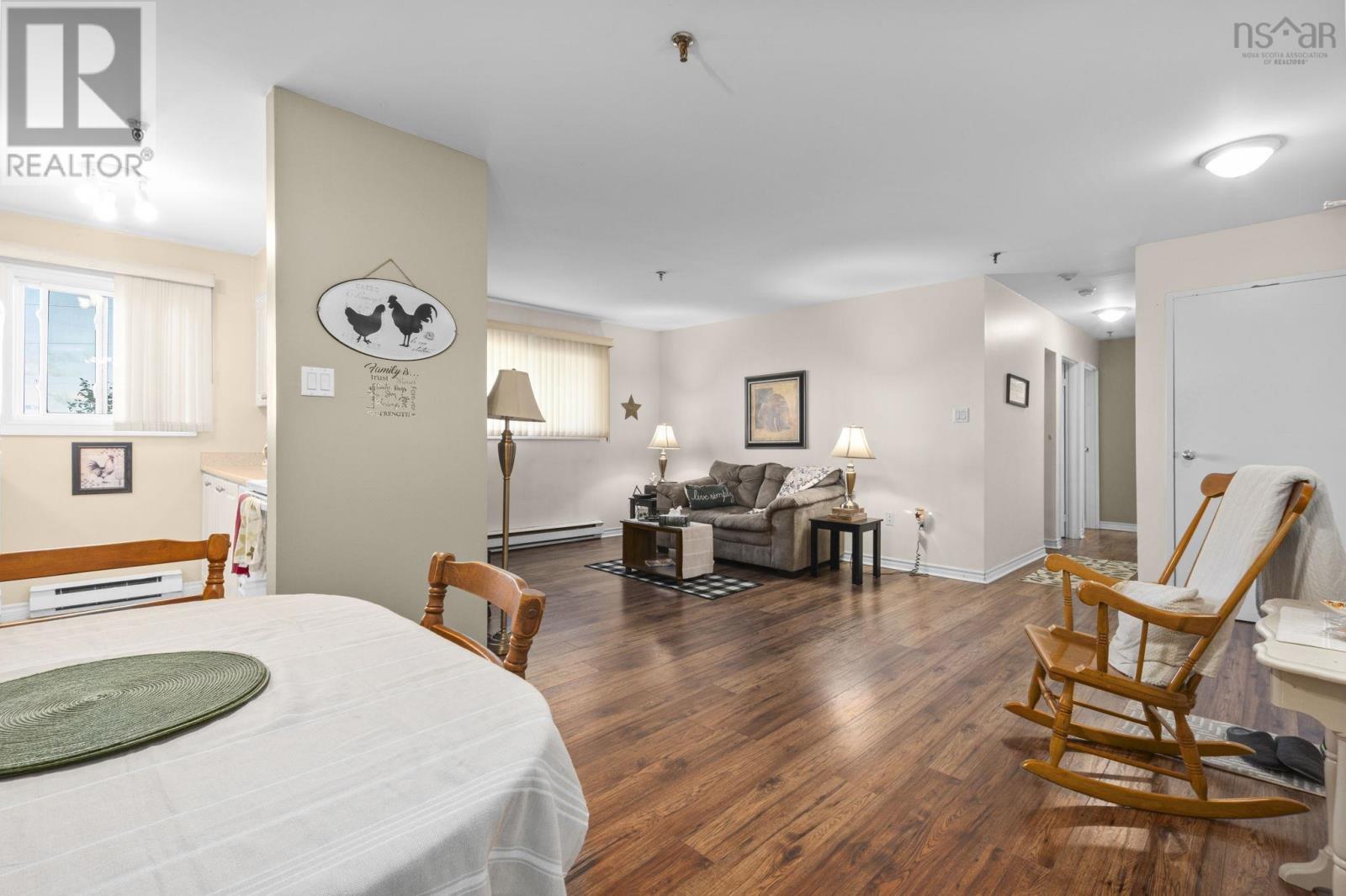 107 281 Windmill Property Photo 11