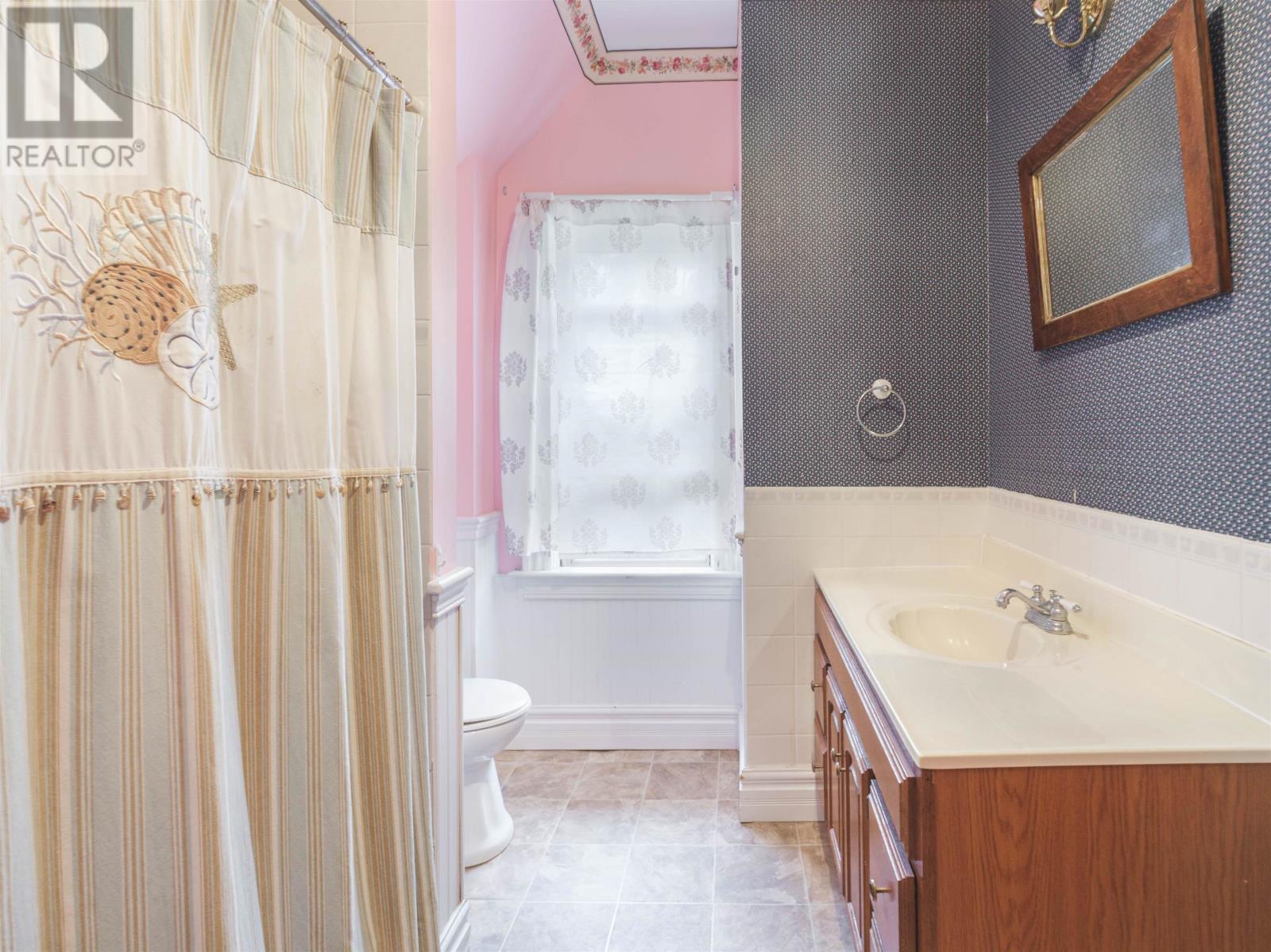 146 Central Street Property Photo 18
