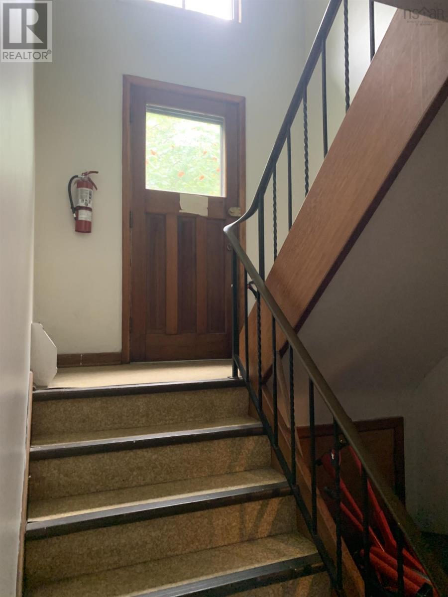6 Randall Avenue Property Photo 14