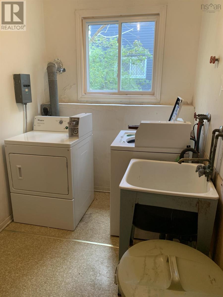 6 Randall Avenue Property Photo 15
