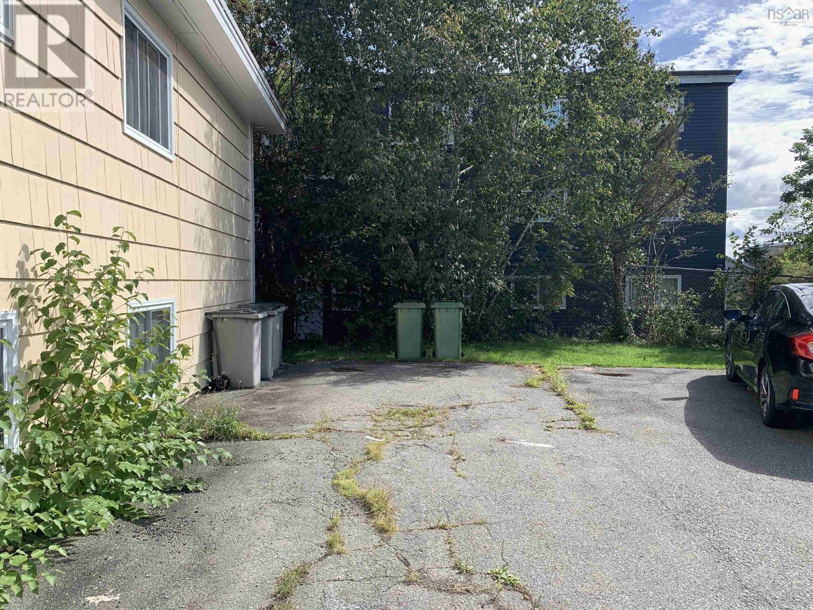 6 Randall Avenue Property Photo 21