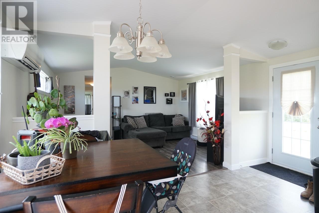 1516 Glencoe Road Property Photo 2