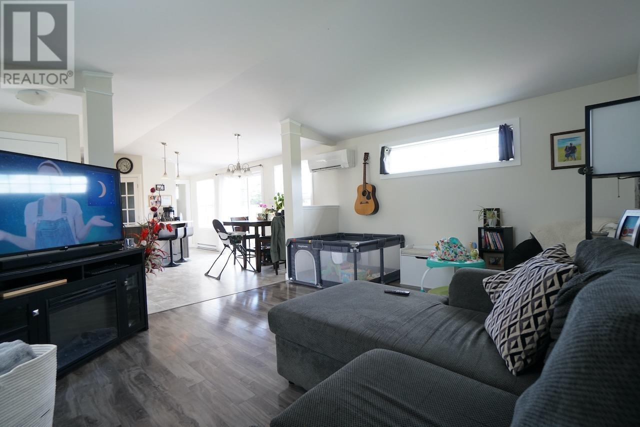 1516 Glencoe Road Property Photo 6