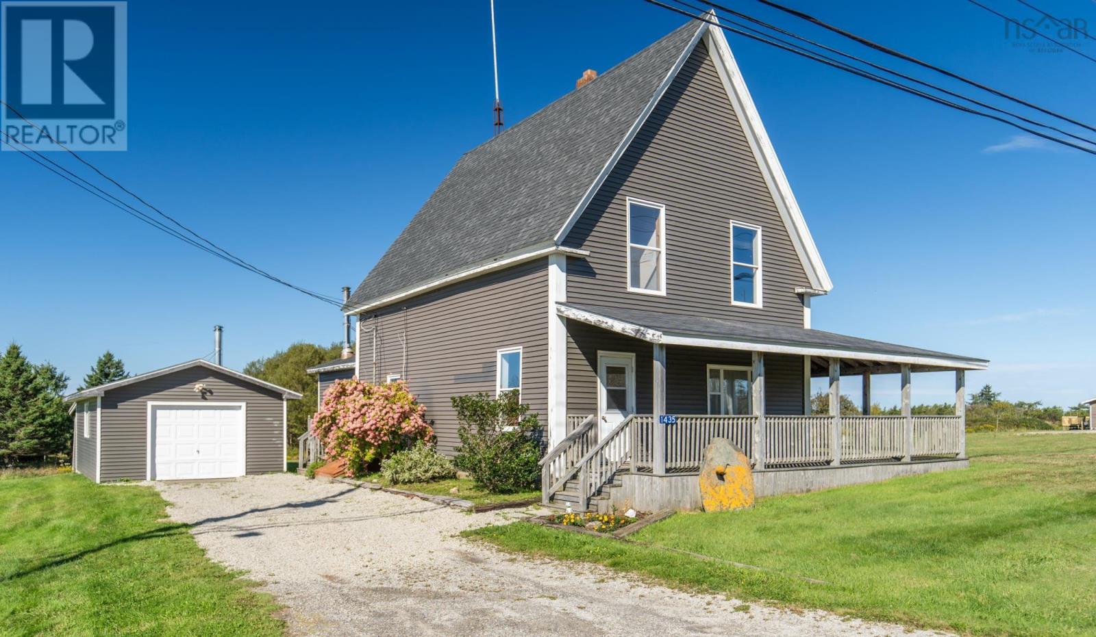 1435 Main Shore Road Photo de la propriété 1