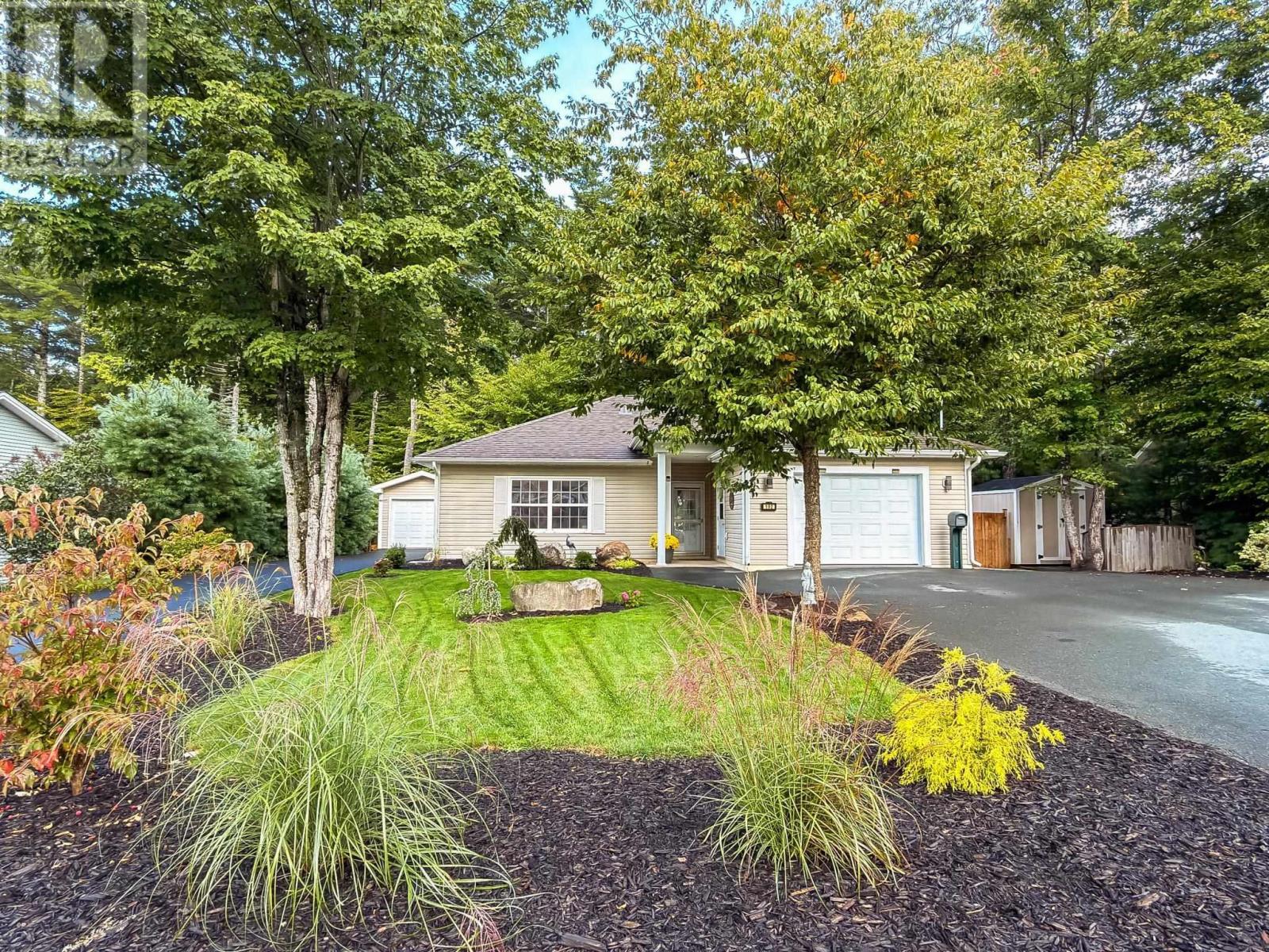192 Winburn Avenue Property Photo 1