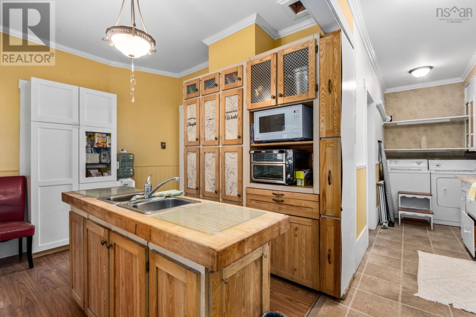 4068 Highway 1 Property Photo 12