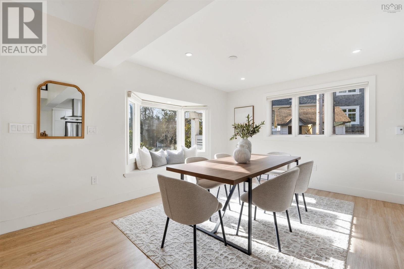 680 Shore Drive Property Photo 6
