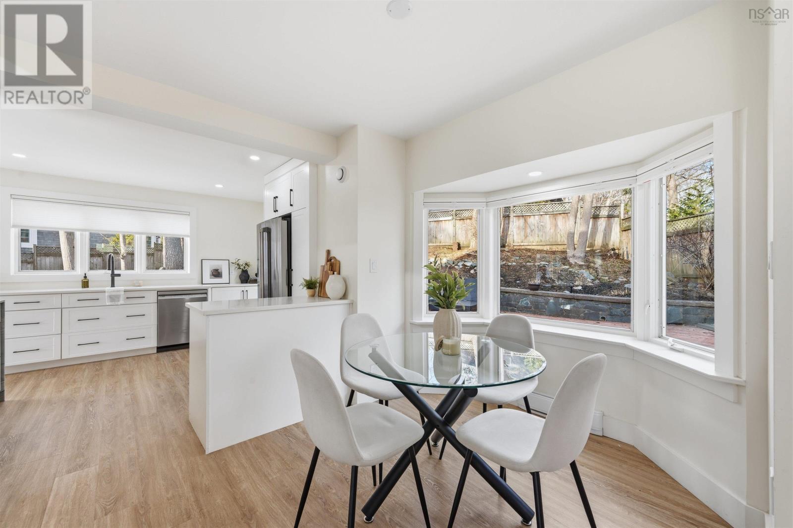 680 Shore Drive Property Photo 11