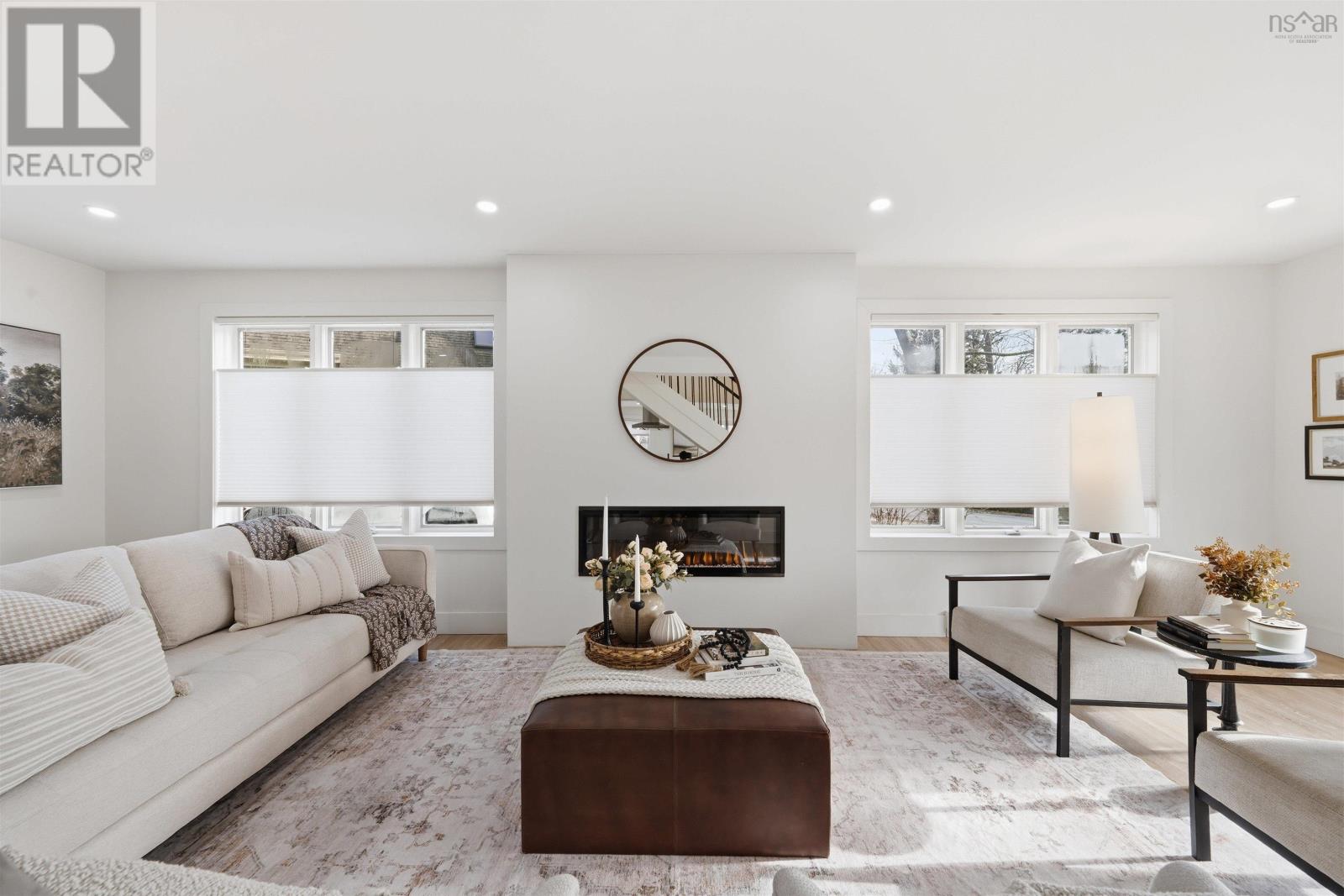 680 Shore Drive Property Photo 14