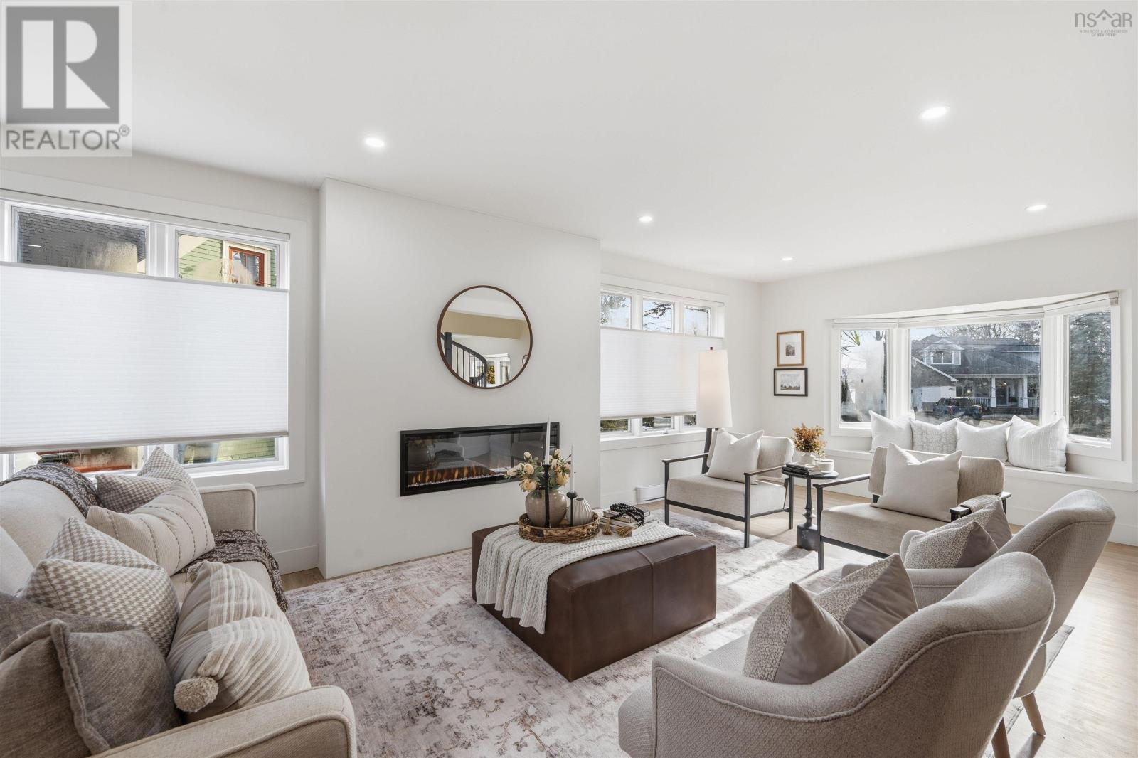 680 Shore Drive Property Photo 15