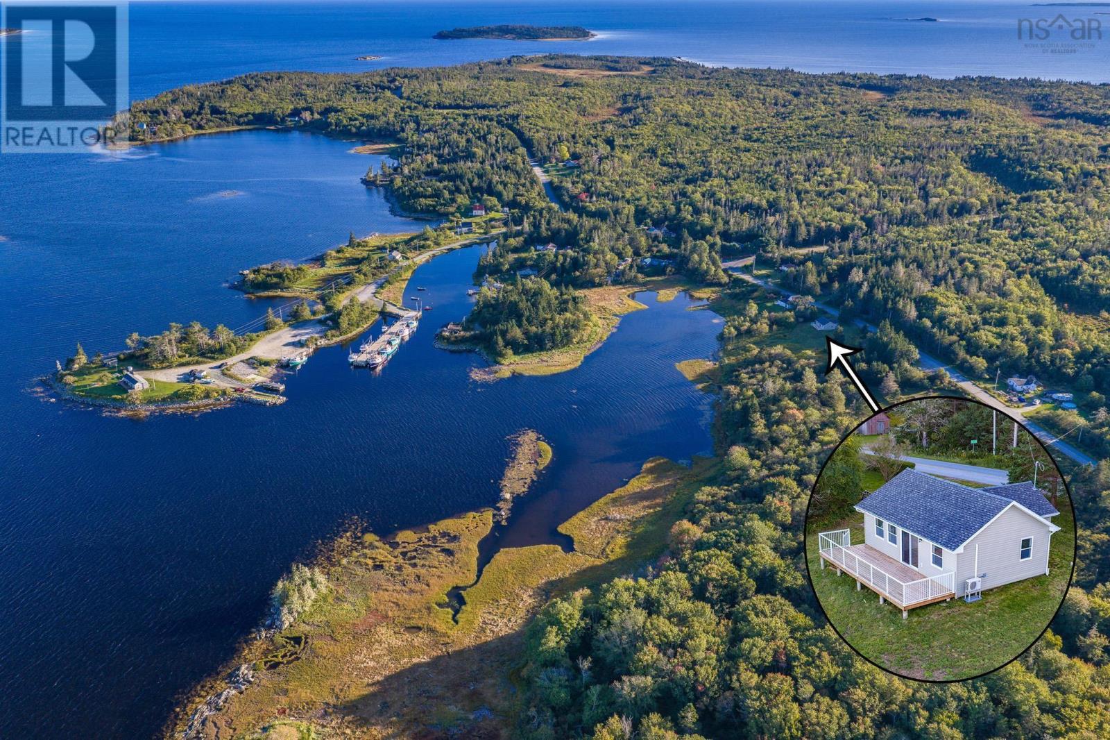 635 West Green Harbour Road Property Photo