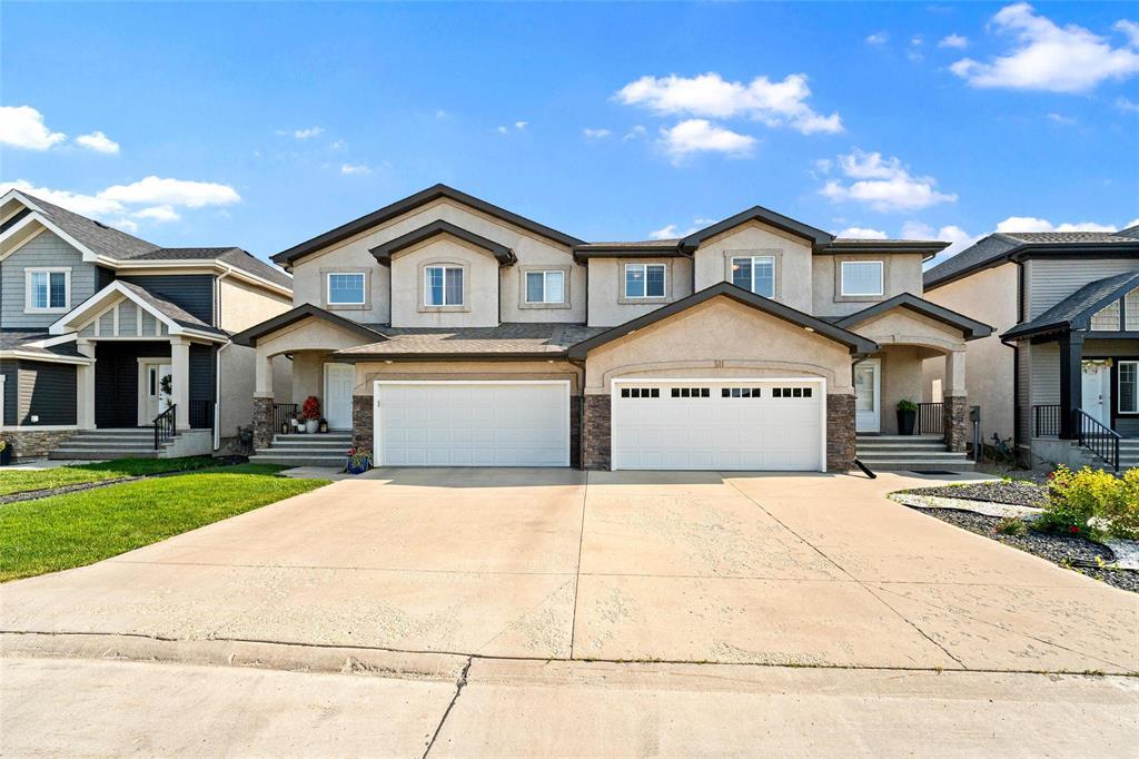 511 Kildonan Meadow Drive Property Photo 1