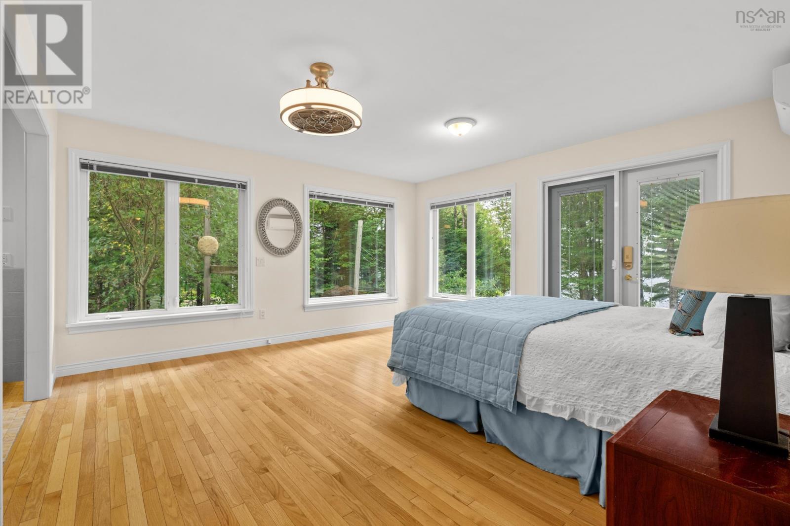 64 Davis Avenue Property Photo 20