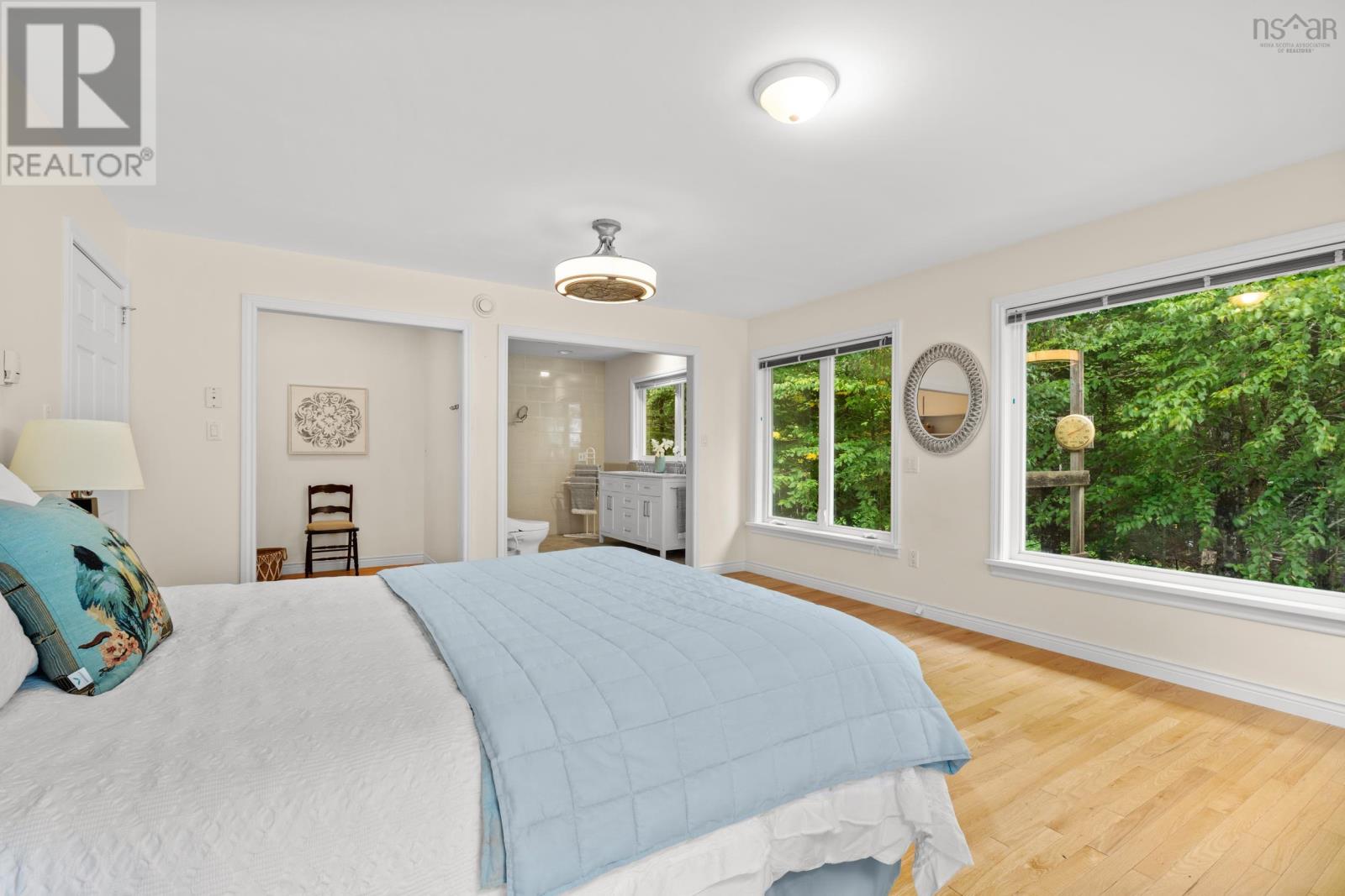 64 Davis Avenue Property Photo 22