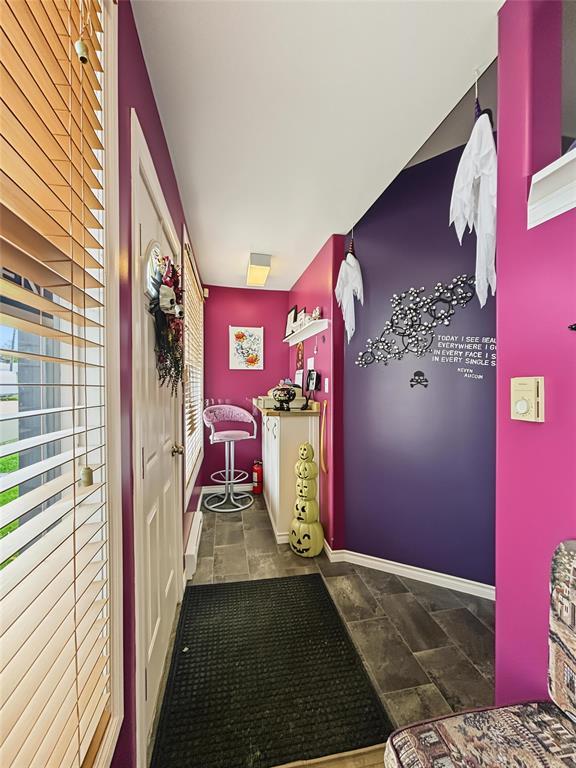 111 Queen Street W Property Photo 6