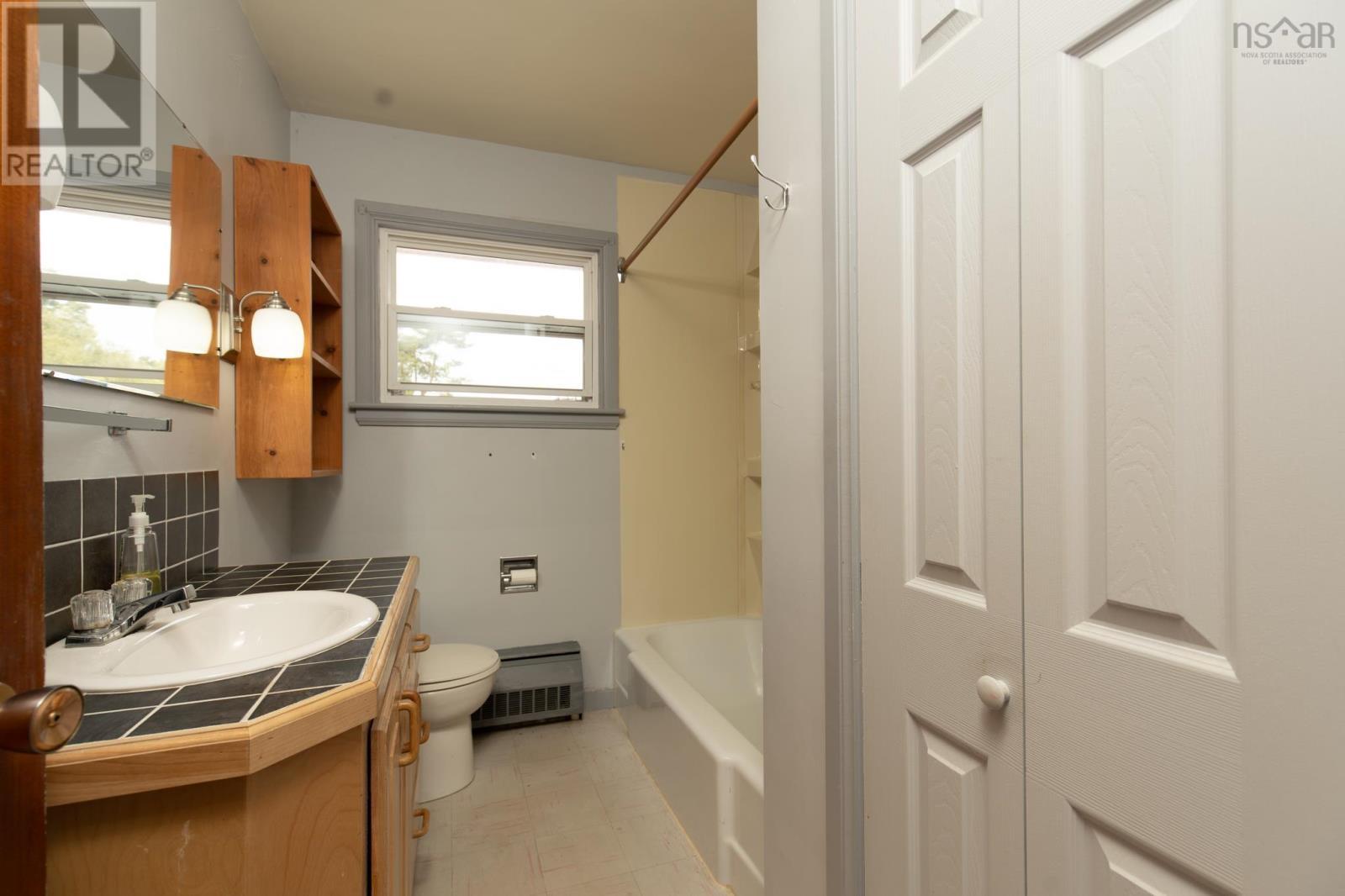 306 Pleasant Street Property Photo 22