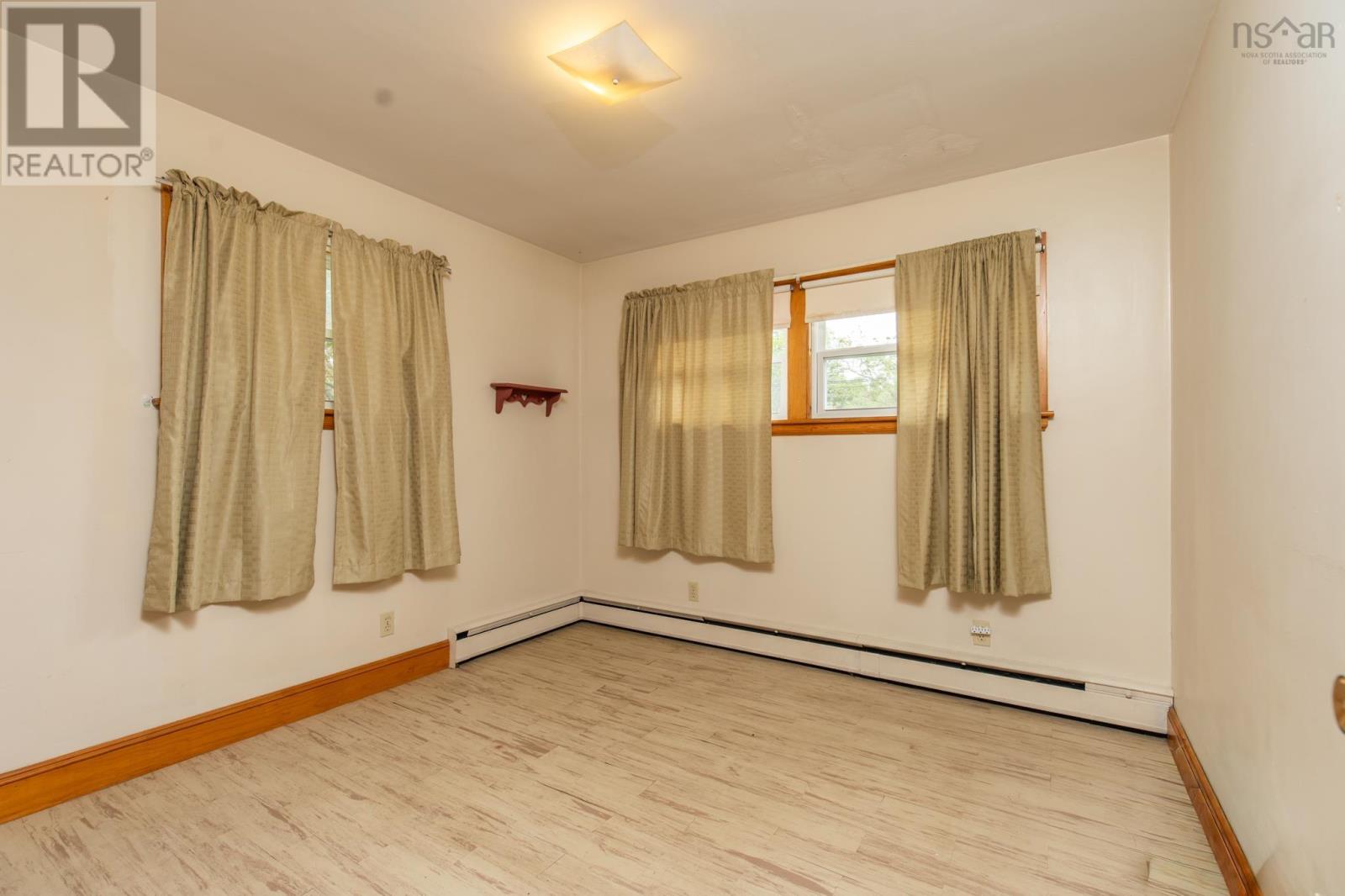 306 Pleasant Street Property Photo 25