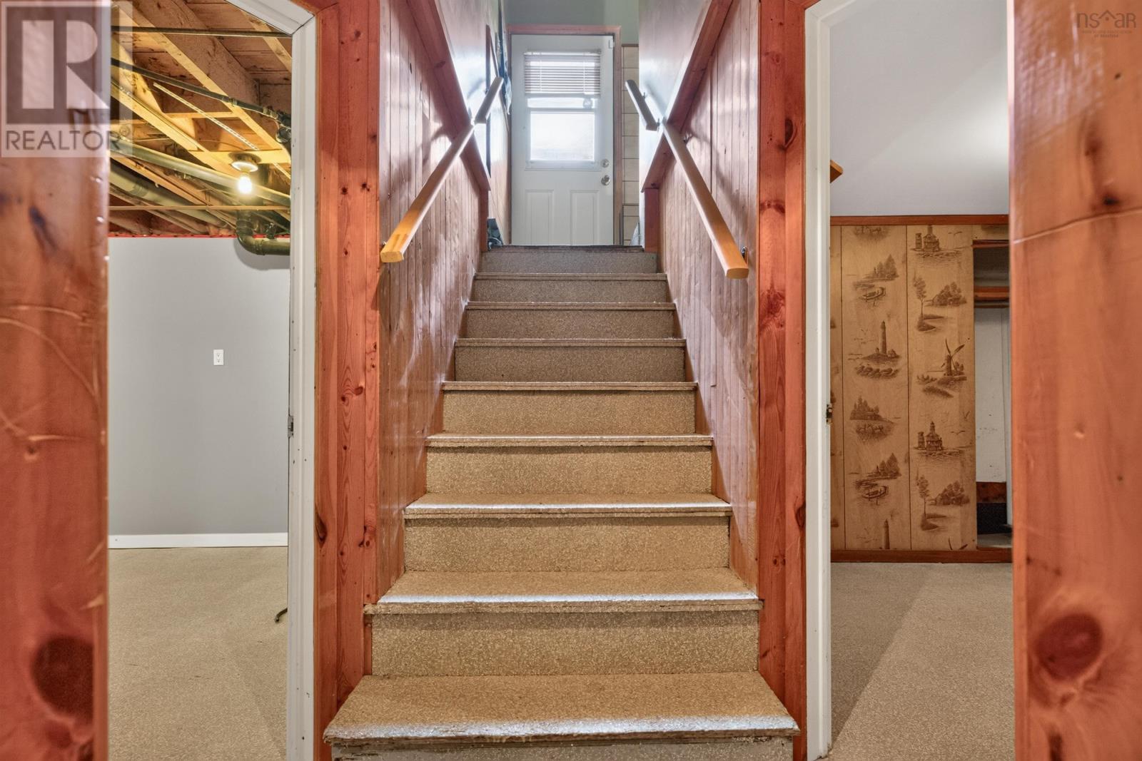 2587 Sackville Drive Property Photo 22