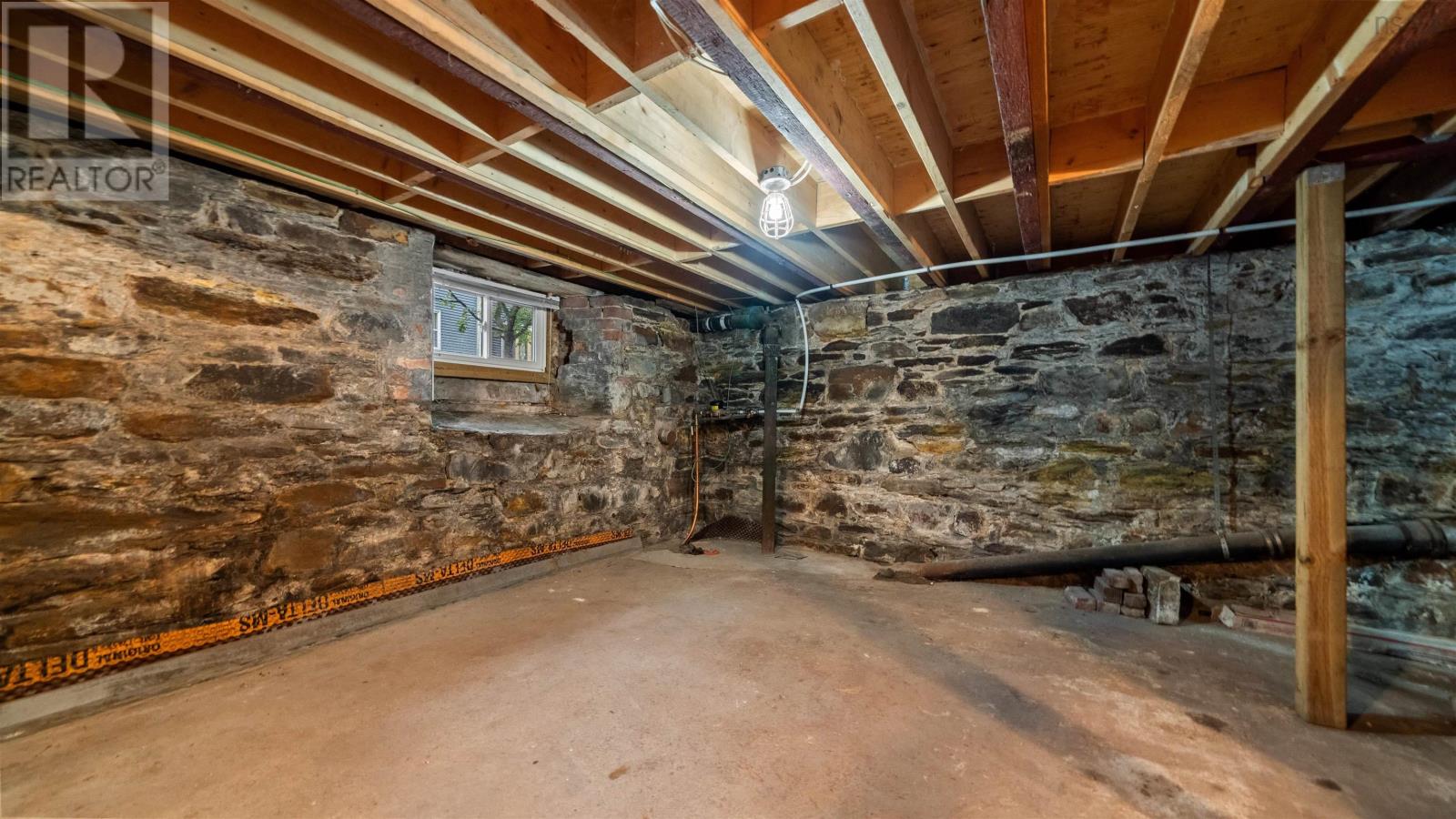 2355 Maynard Street Property Photo 25